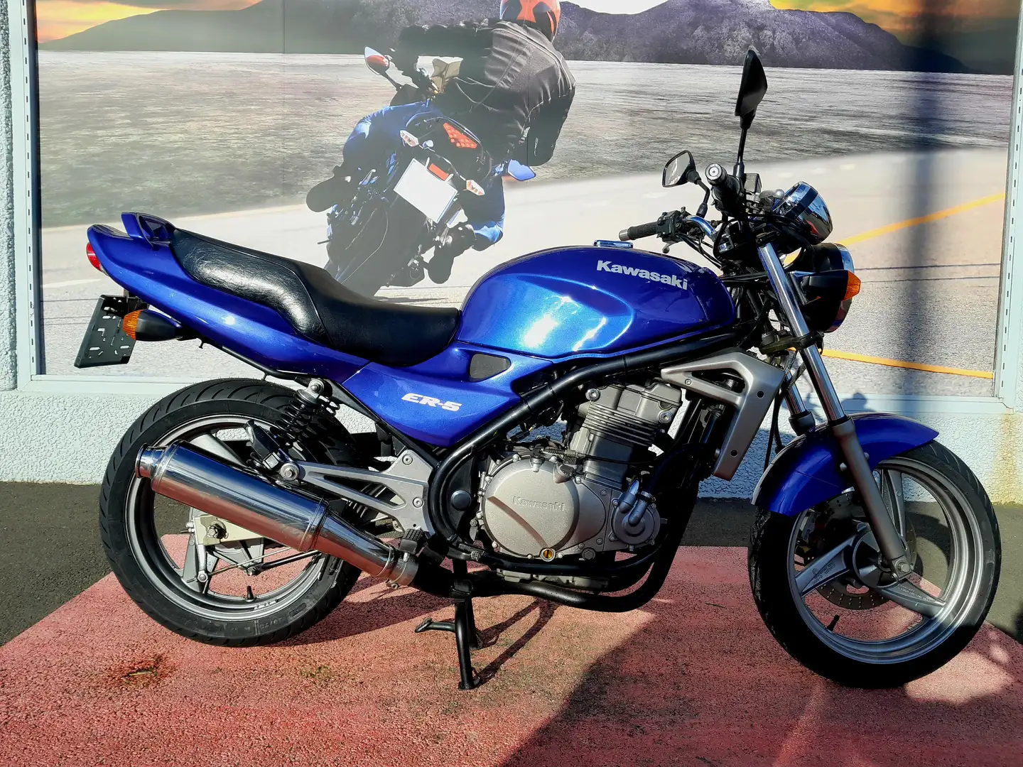 Kawasaki ER - 5 - 1