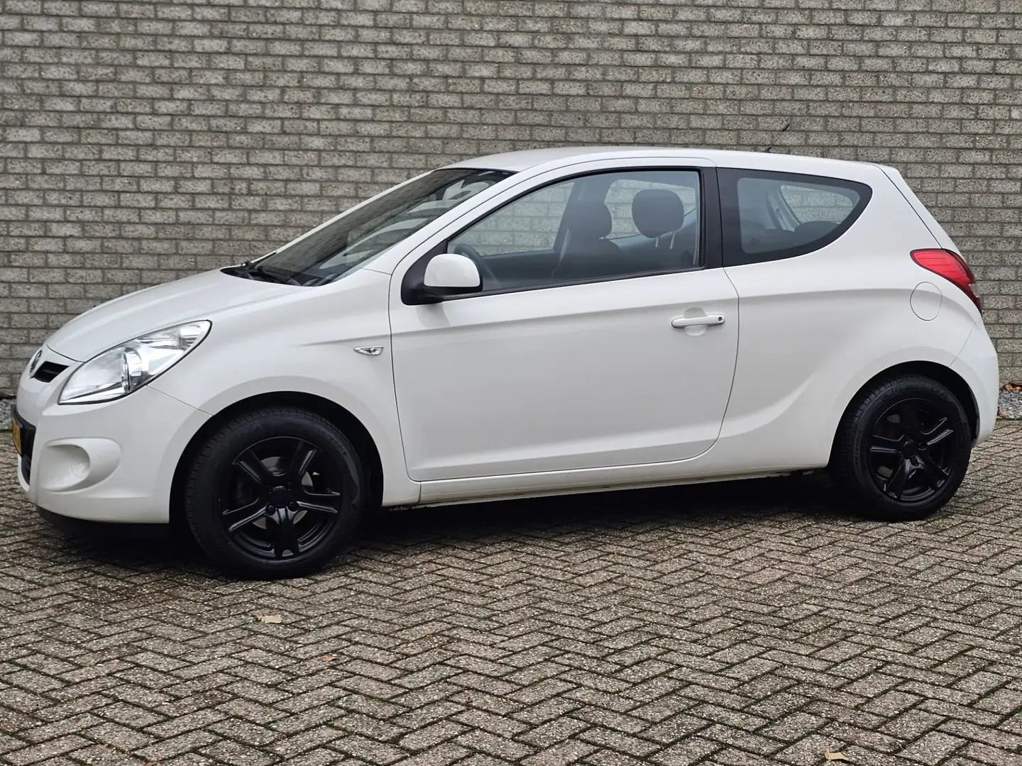 Hyundai i20 1.2i i-Motion Airco/Lmv Blanc - 2