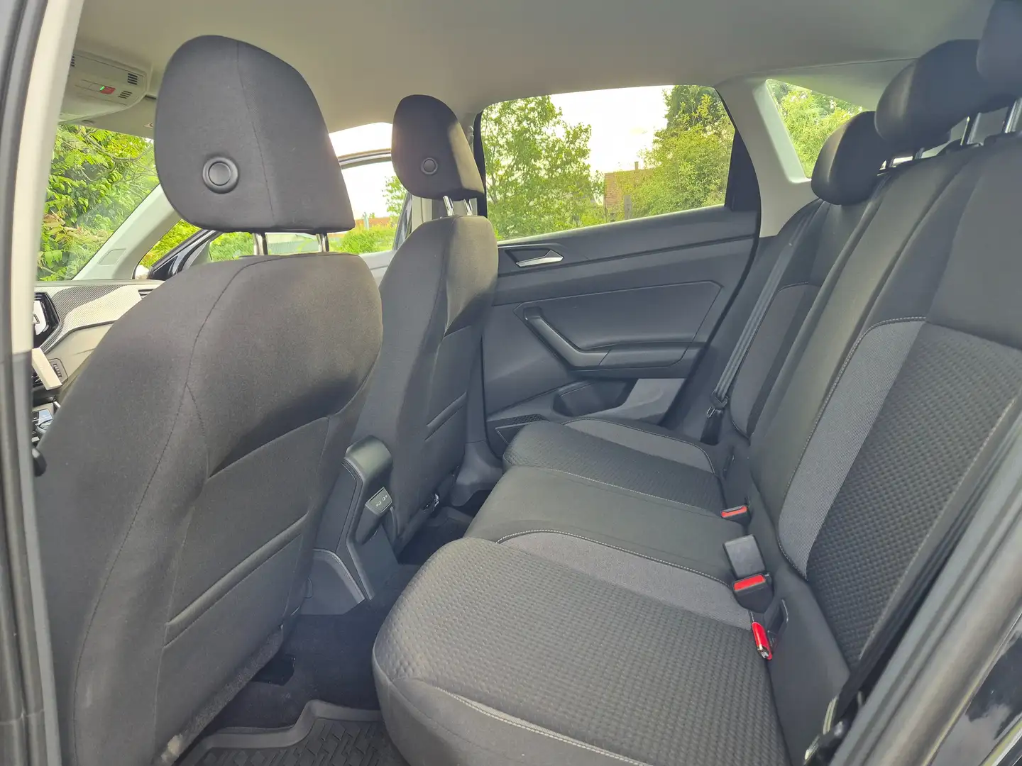 Volkswagen Taigo Taigo 1,0 TSI Life Life Schwarz - 2