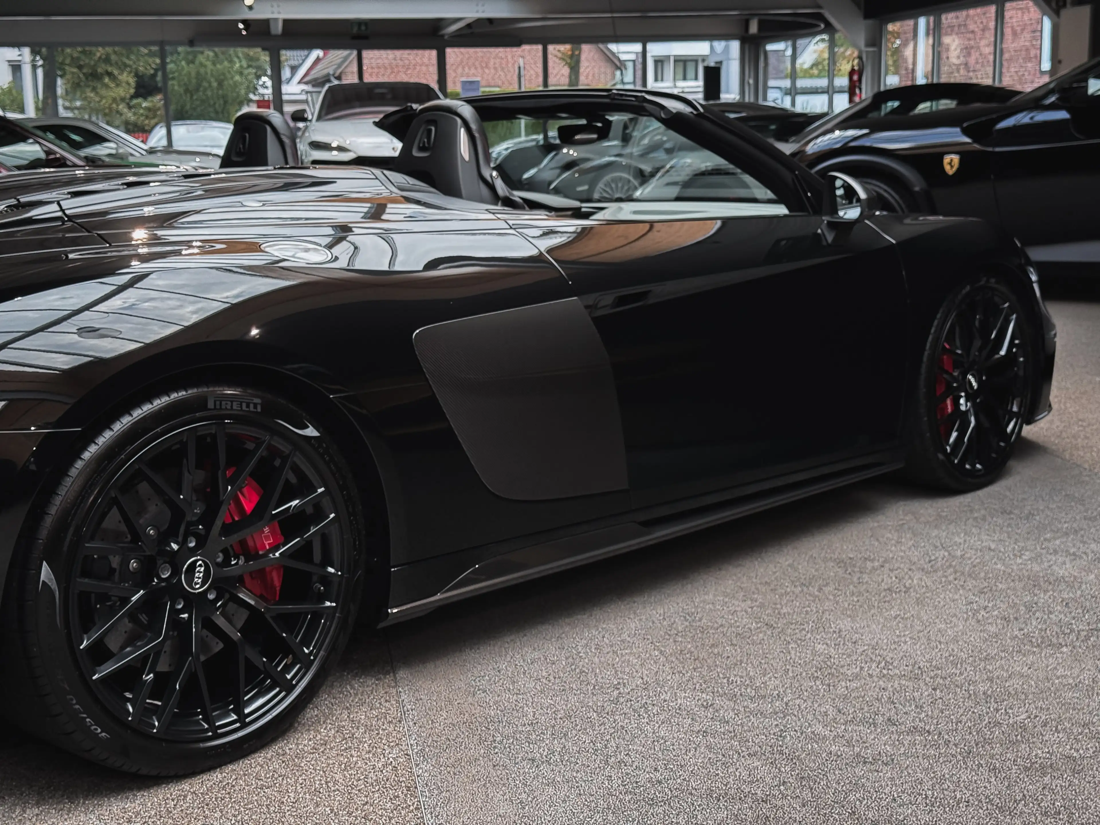 Audi R8 Spyder V10 Performance B&O+Laser+Exclusive+Magneti — photo 12