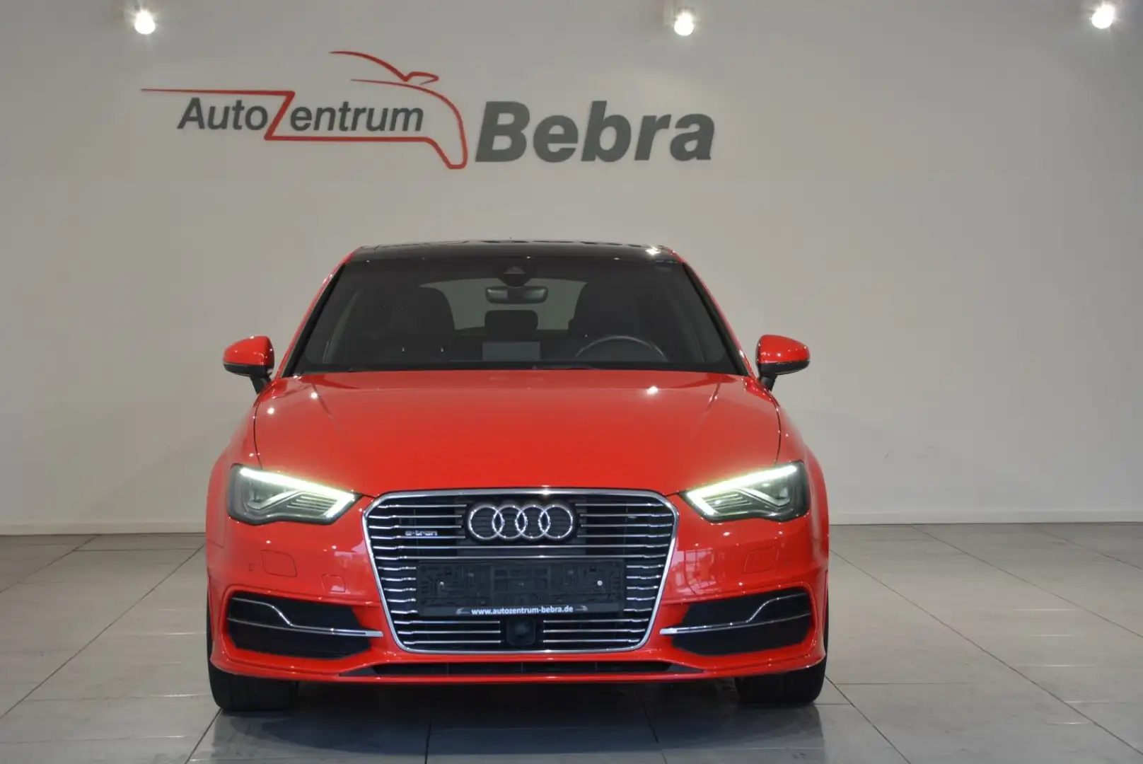 Audi A3 Sportback e-tron 1.4 TFSI ambition Panorama Rot - 2