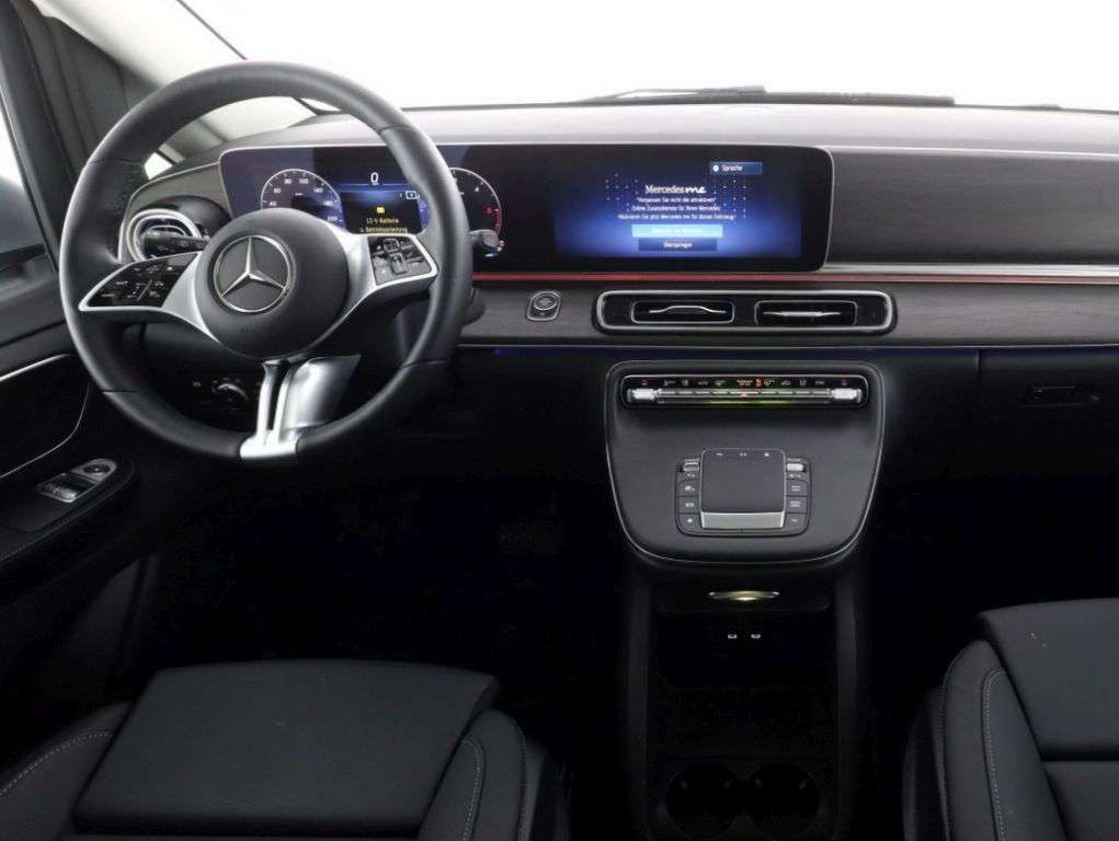 Mercedes-Benz V 220