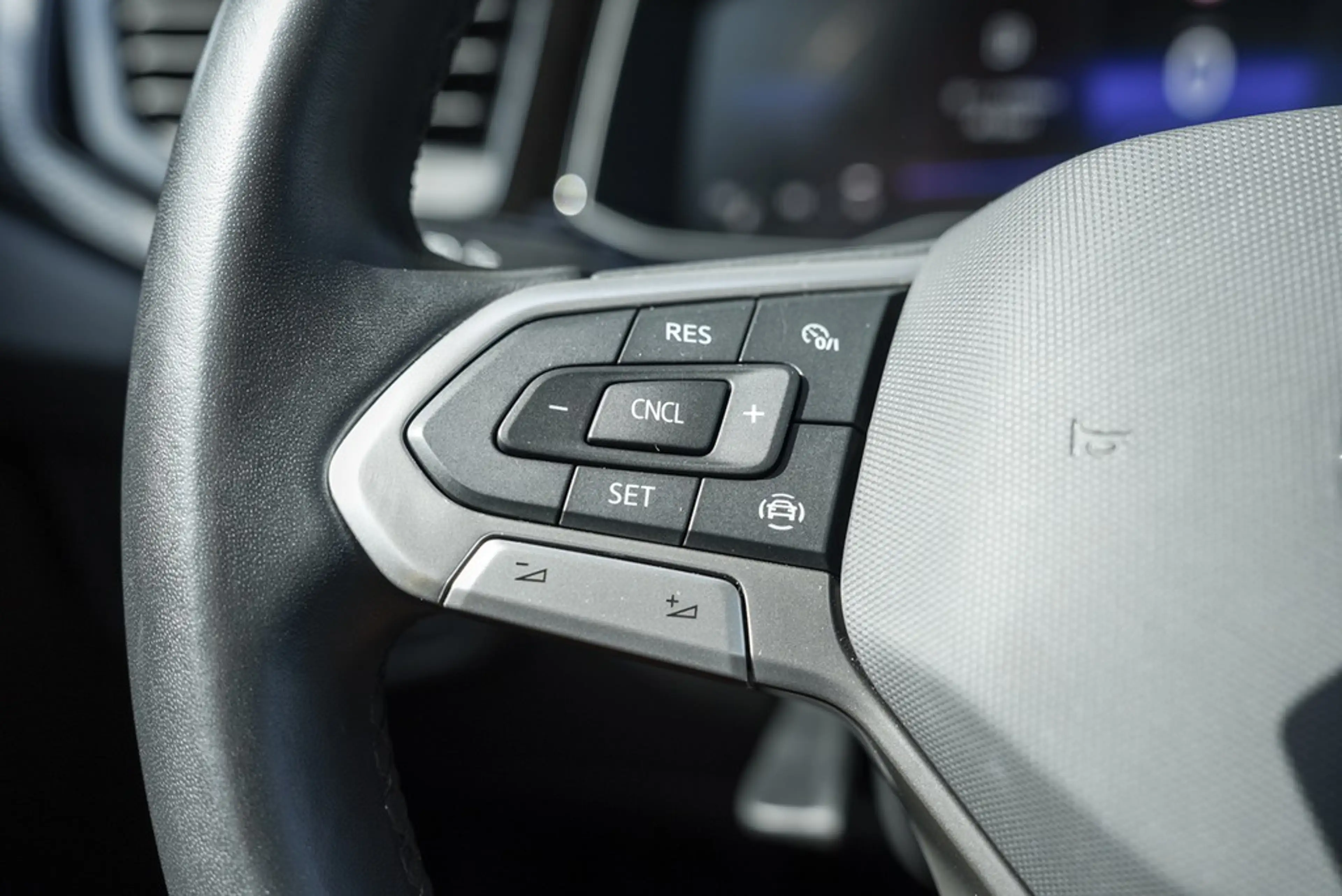 Volkswagen Polo 1.0 TSI Life *LED*Navi*App-Con*Park-Assist*PDC*... — photo 15