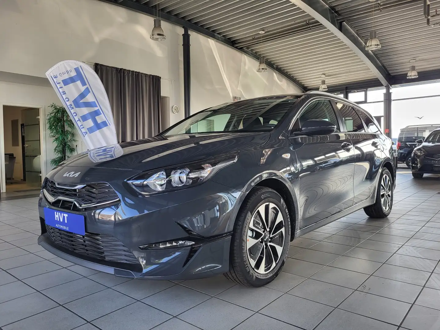 Kia Ceed / cee'd Sportswagon 1.5 T-GDI GPF Spin EU|KAMERA|PDC|NAVI| Grigio - 1