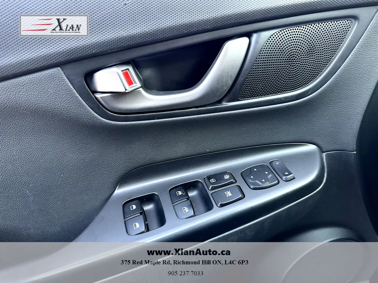 Hyundai KONA снимка Hyundai KONA