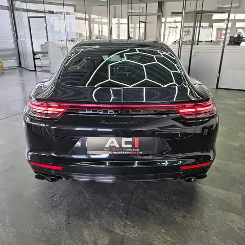 Porsche Panamera view 5