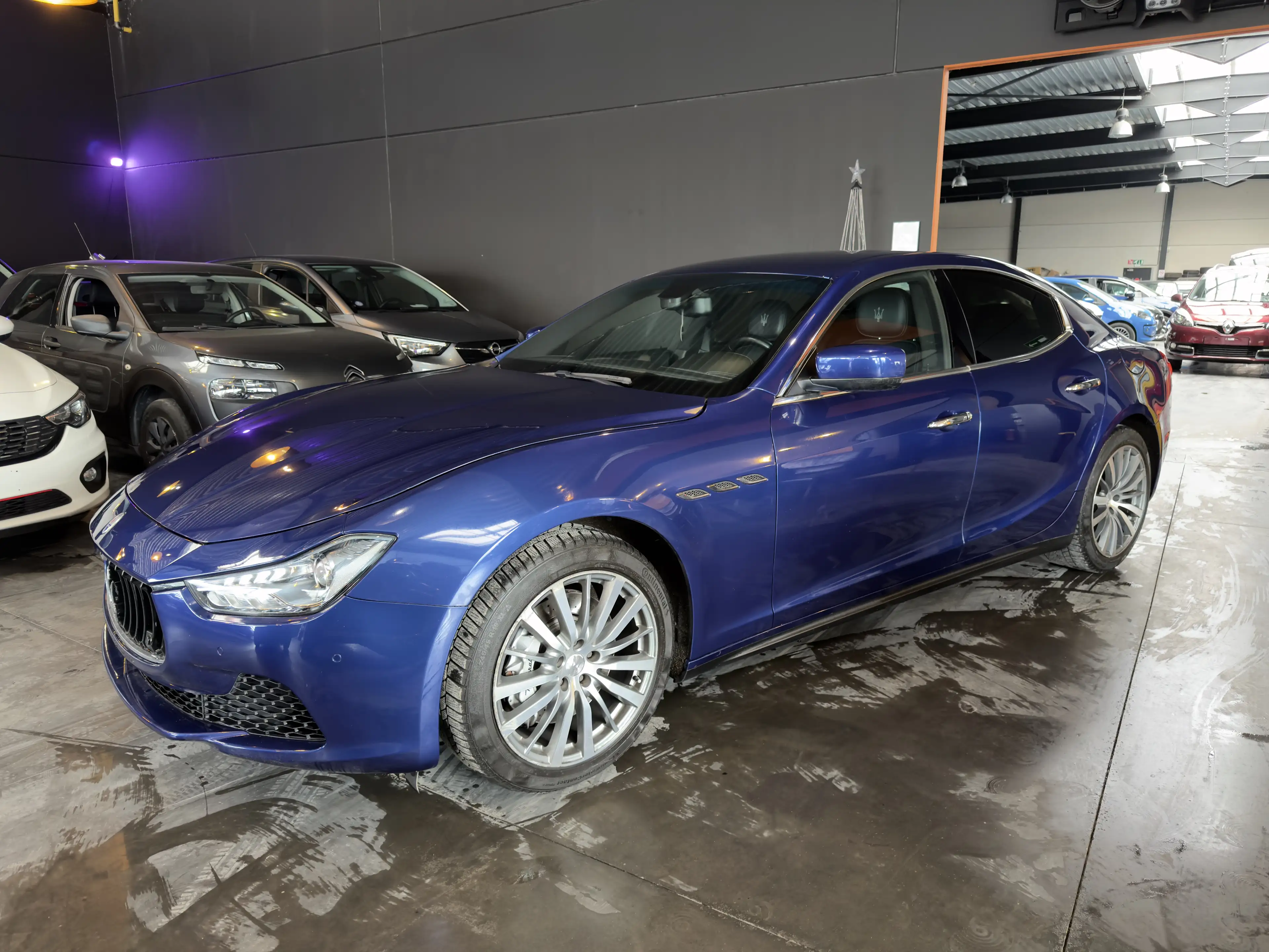 Maserati Ghibli Ghibli 3.0 V6 Turbo/12 mois de garantie — photo 3