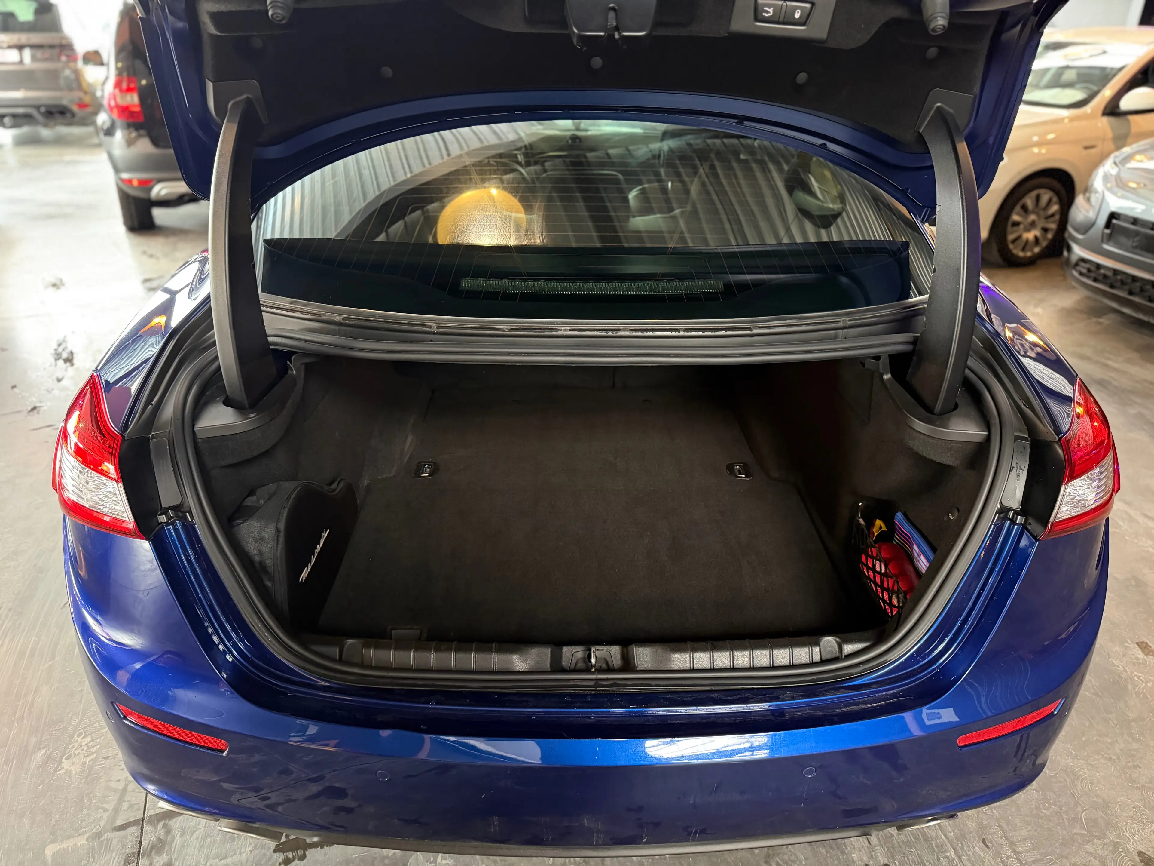 Maserati Ghibli Ghibli 3.0 V6 Turbo/12 mois de garantie — photo 10