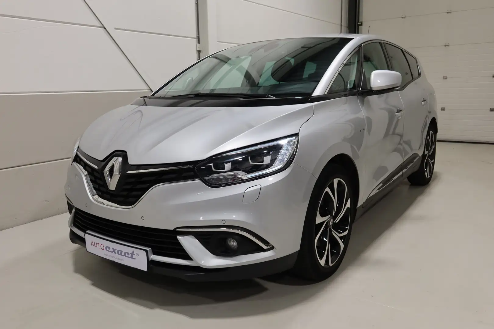 Renault Grand Scenic 1.3 TCe Bose 160pk Gris - 1