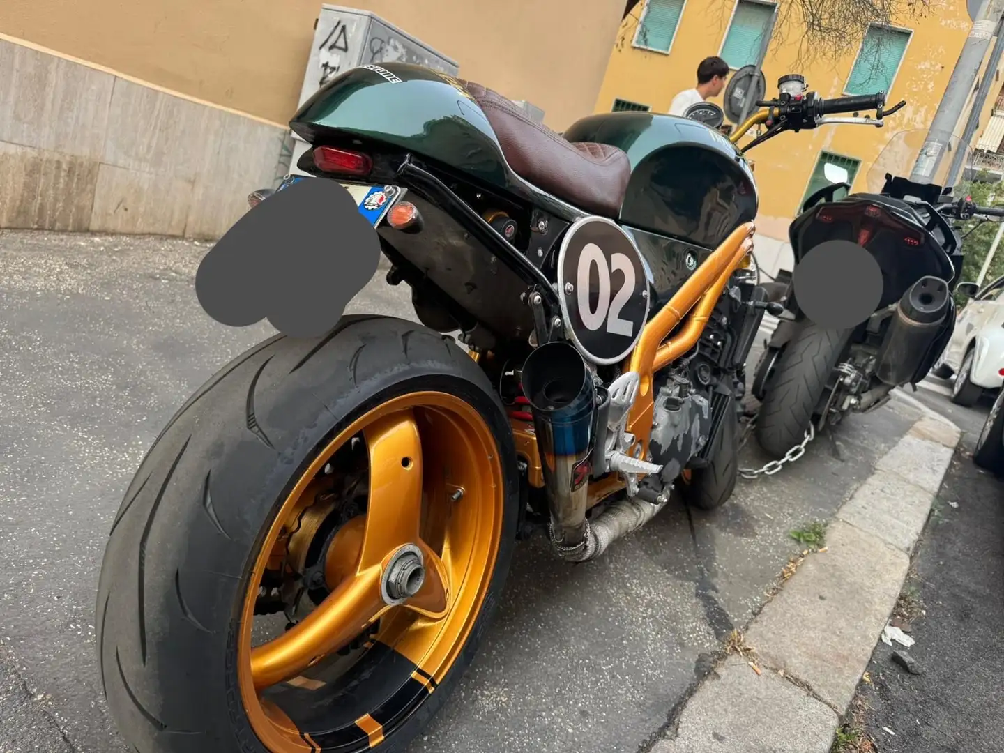 Triumph Speed Triple 955i custom - 2