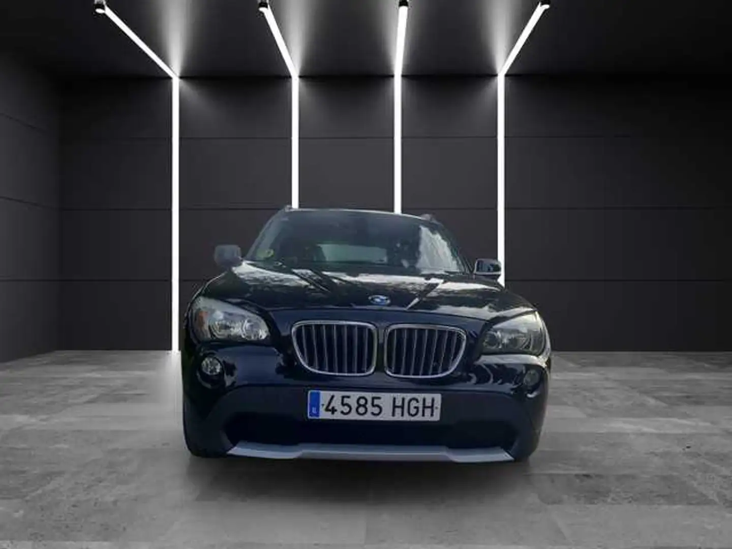BMW X1 xDrive 23d Noir - 2