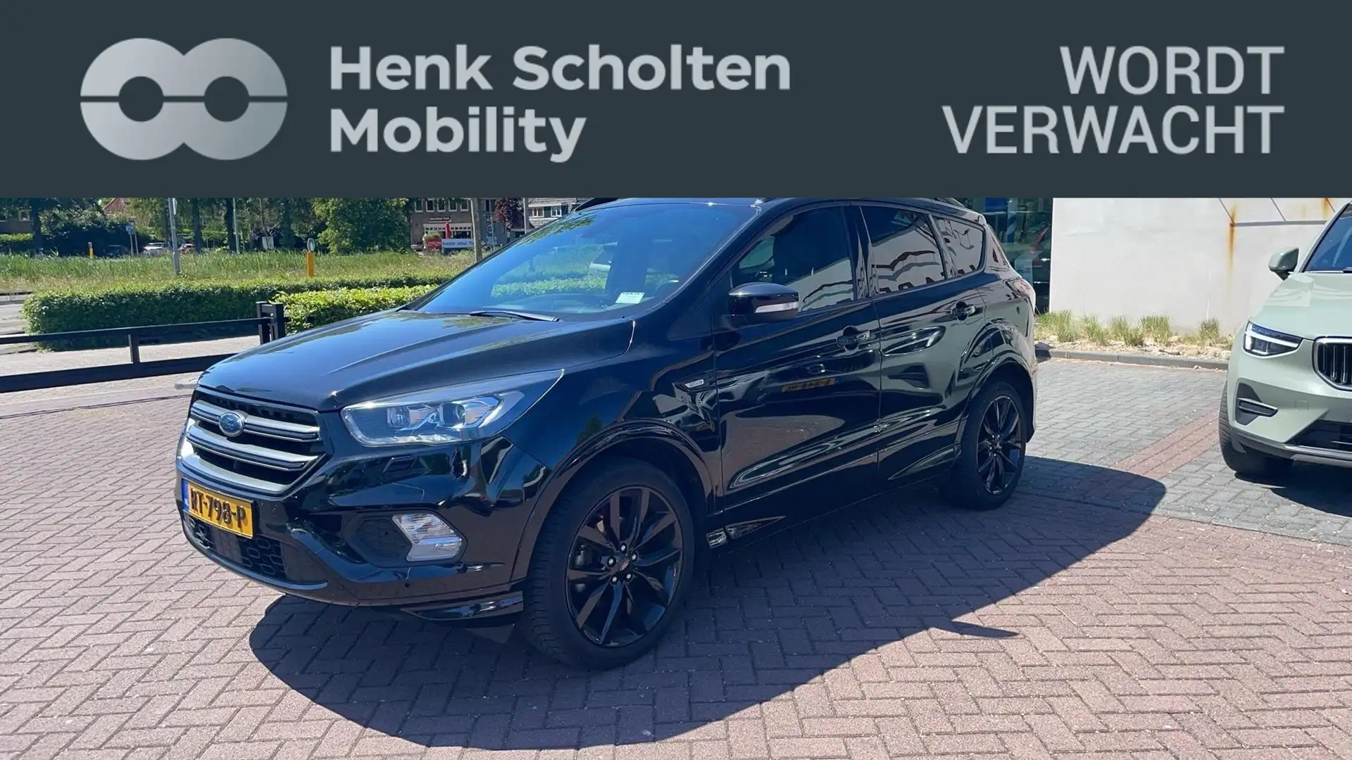 Ford Kuga 1.5 EcoBoost ST Line Zwart - 1