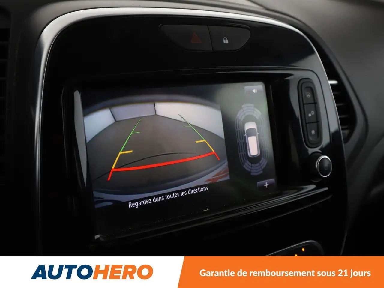 Renault Captur — photo 25