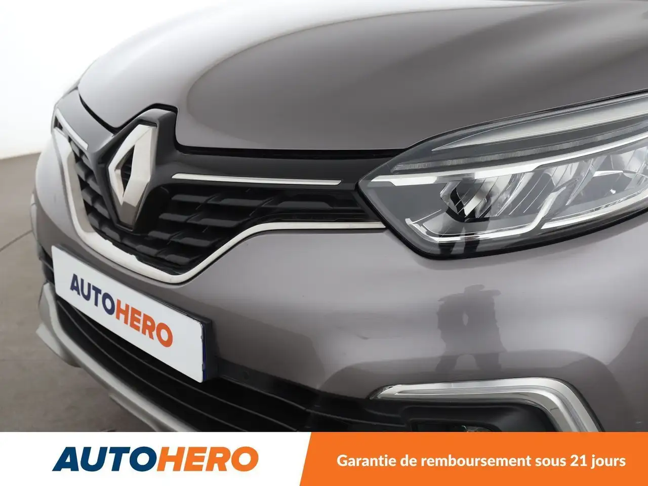 Renault Captur — photo 33