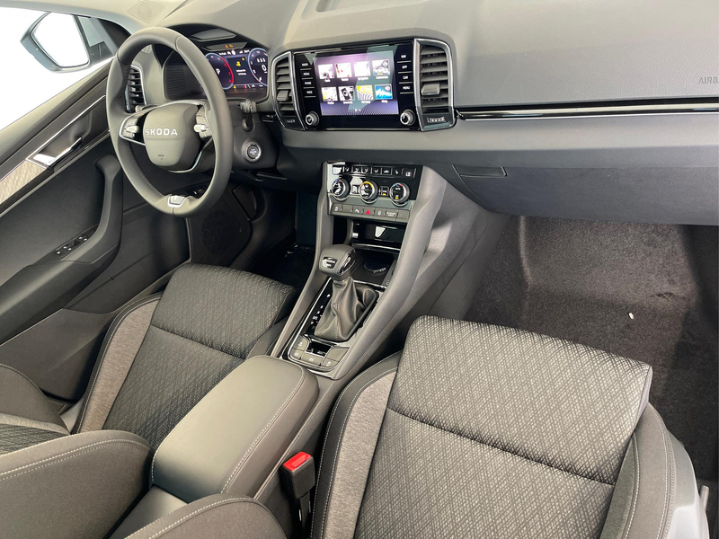 Skoda Karoq Selection 2.0 TDI DSG 4x4 AHK+Navi+ACC+Cam+Wint... — photo 12