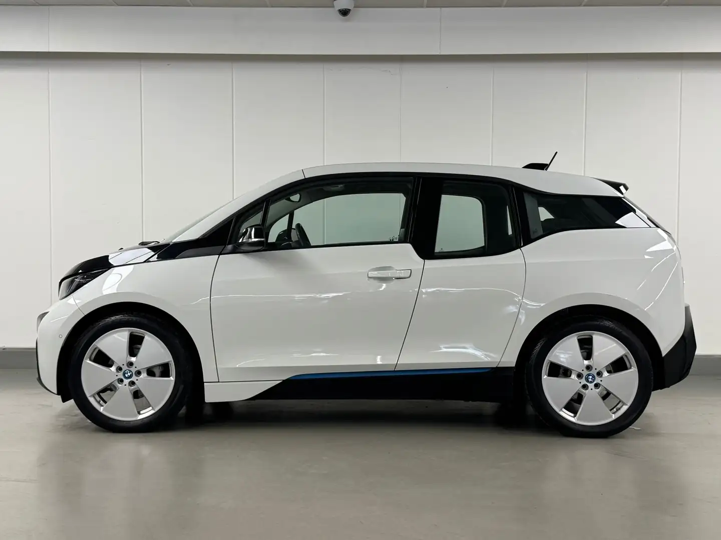 BMW i3 94AH 59000 KM AUTO GPS CAMERA REG CLIM JA Wit - 2