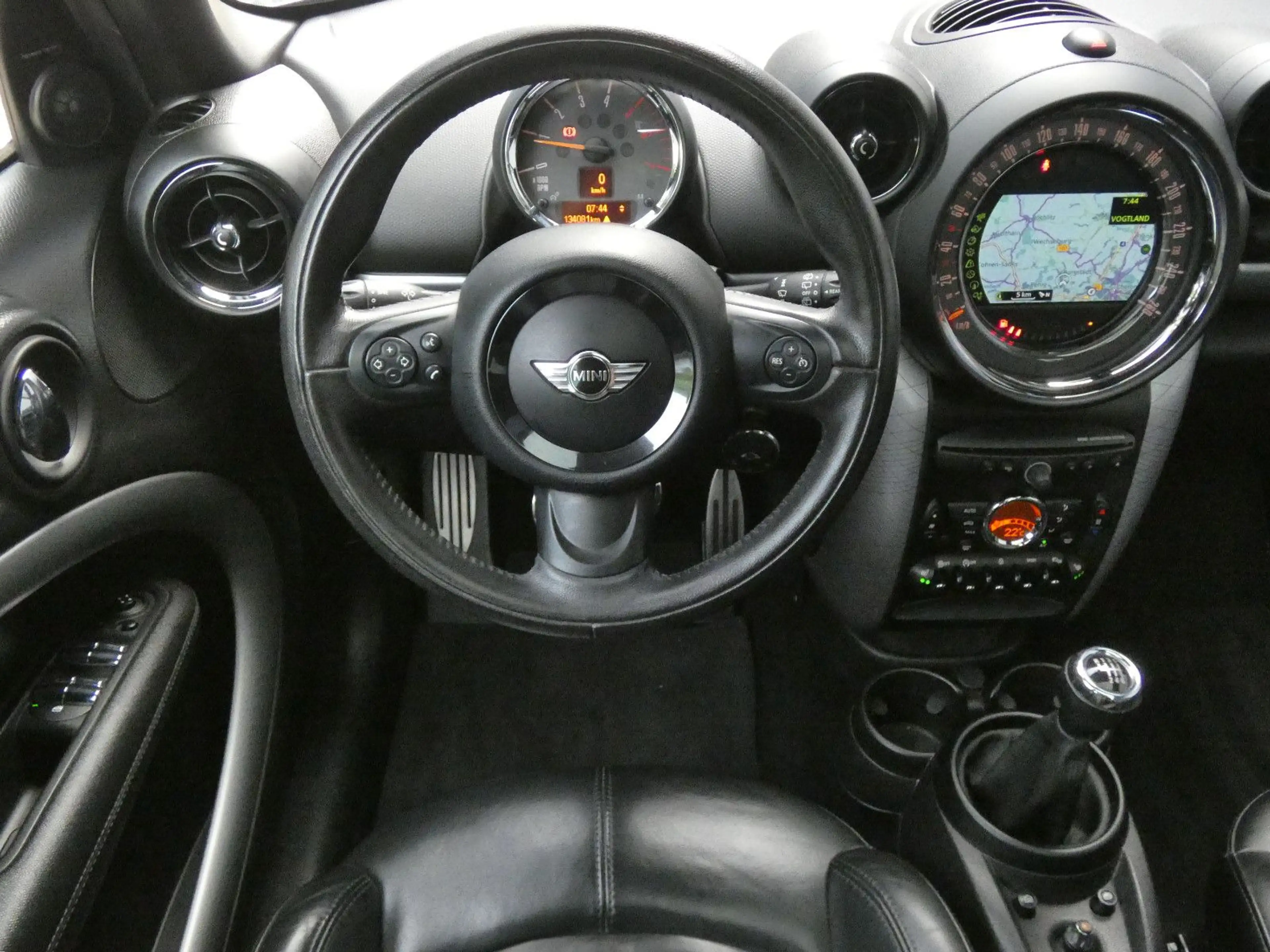 MINI Cooper SD Countryman Park Lane Chili — photo 17