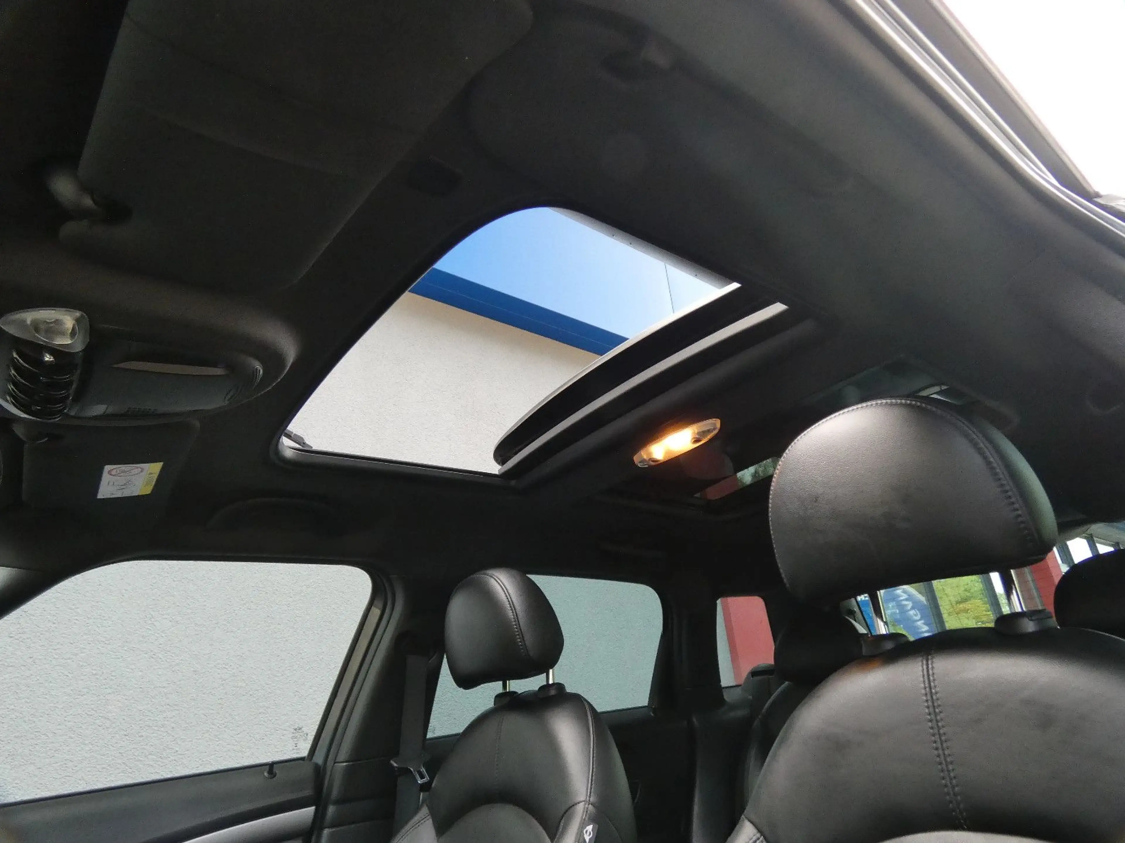 MINI Cooper SD Countryman Park Lane Chili — photo 13