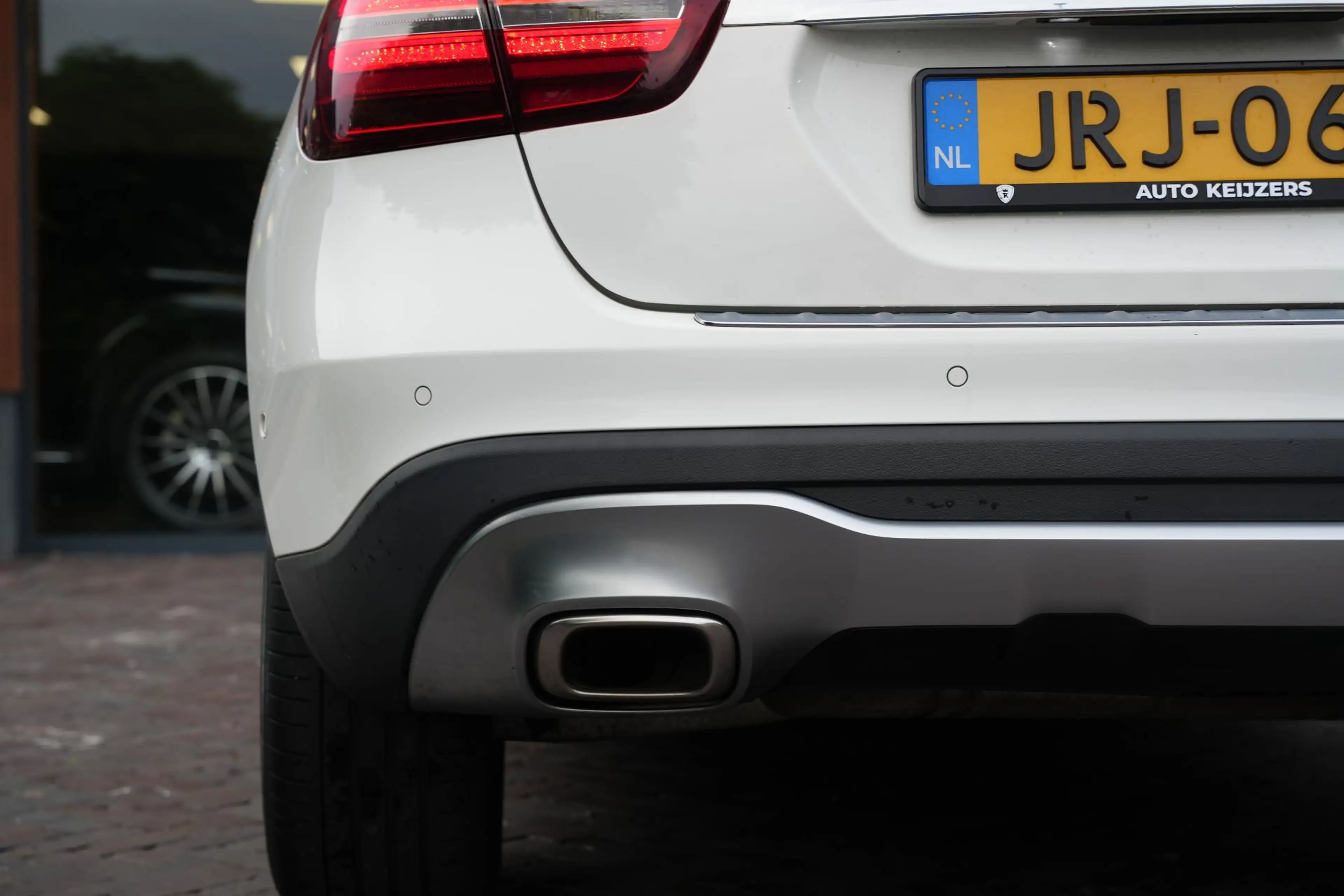 Mercedes-Benz GLA 180 Business Solution Pano Led — photo 25
