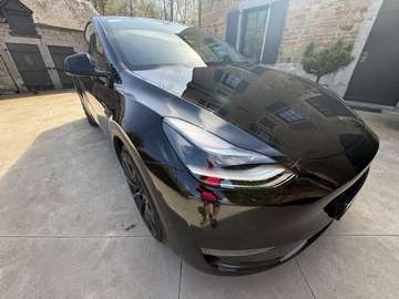 Model Y 72.5 kWh Dual Motor Performance (377 kW)
