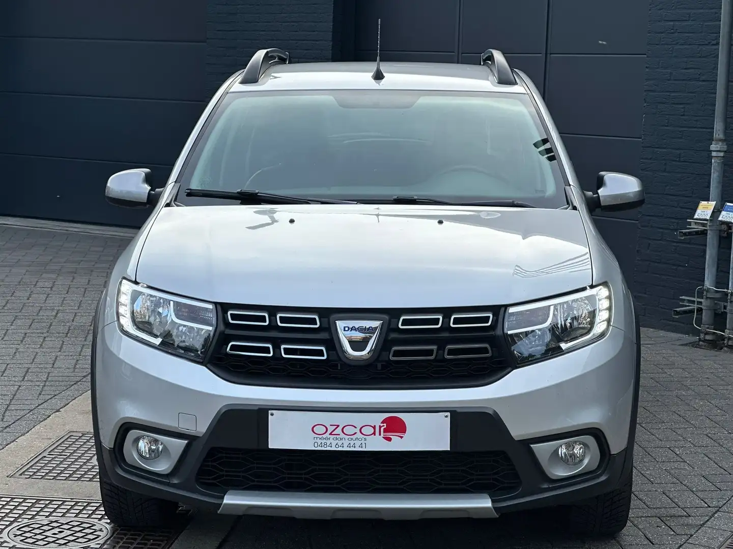 Dacia Sandero 0.9 tCe Benz+Lpg Automaat|GpsCameraCruise|1JGarant Argent - 2