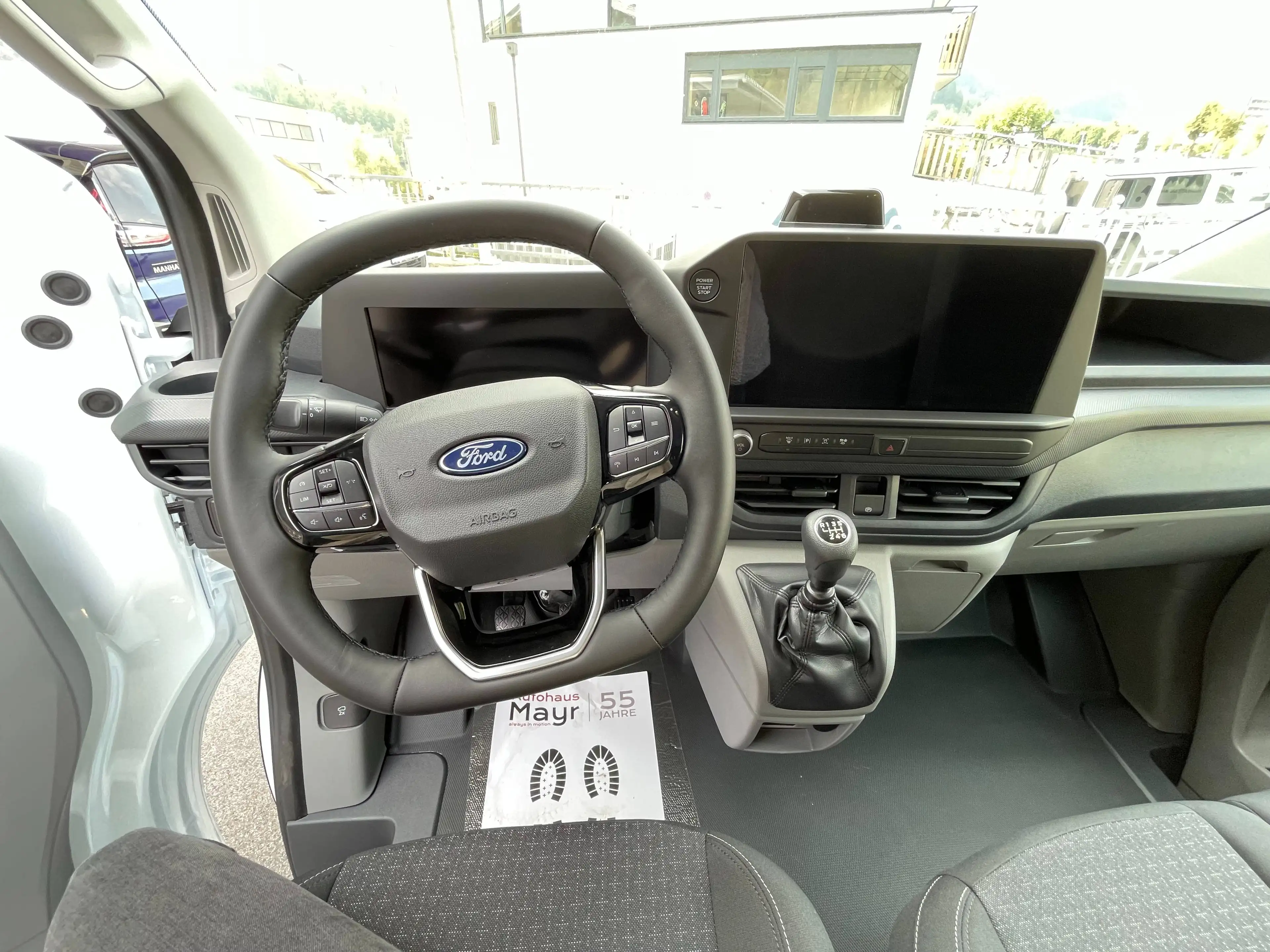 Ford Transit Custom 320 L2 Trend FWD — photo 14