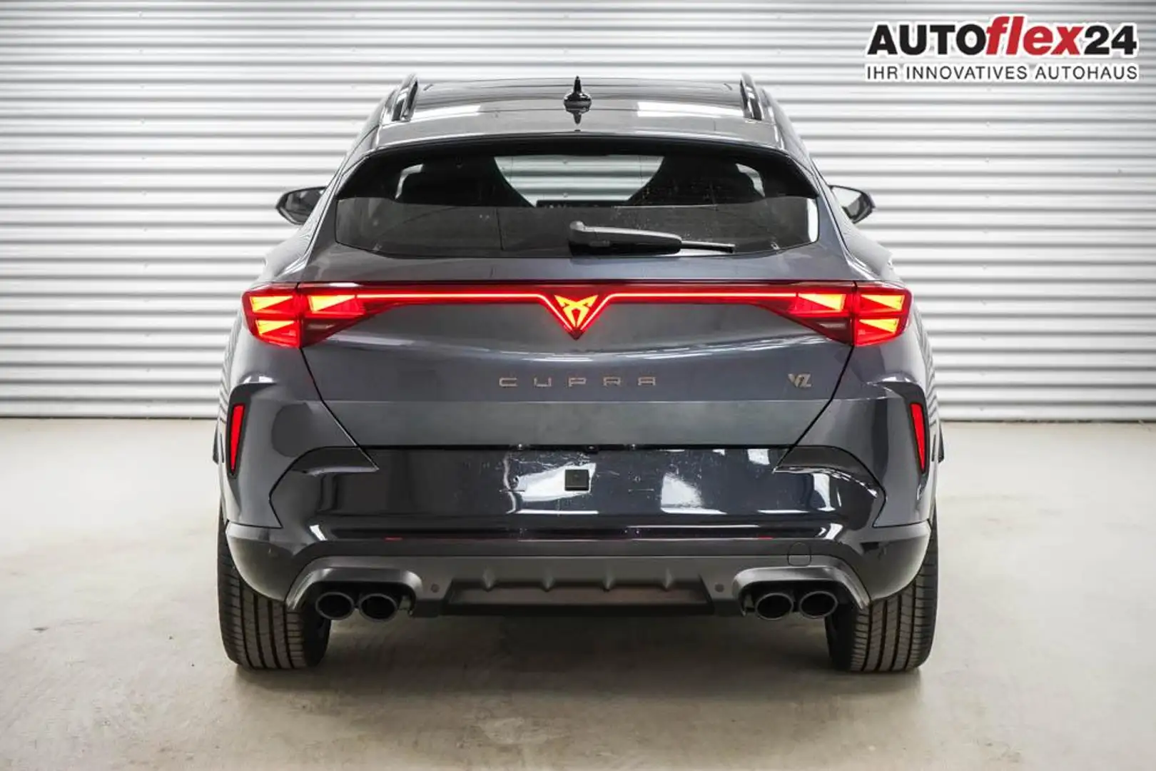 CUPRA Formentor 2,0 TSI DSG 4x4 VZ - LAGER 245 kW (333 PS), Aut... Grau - 2