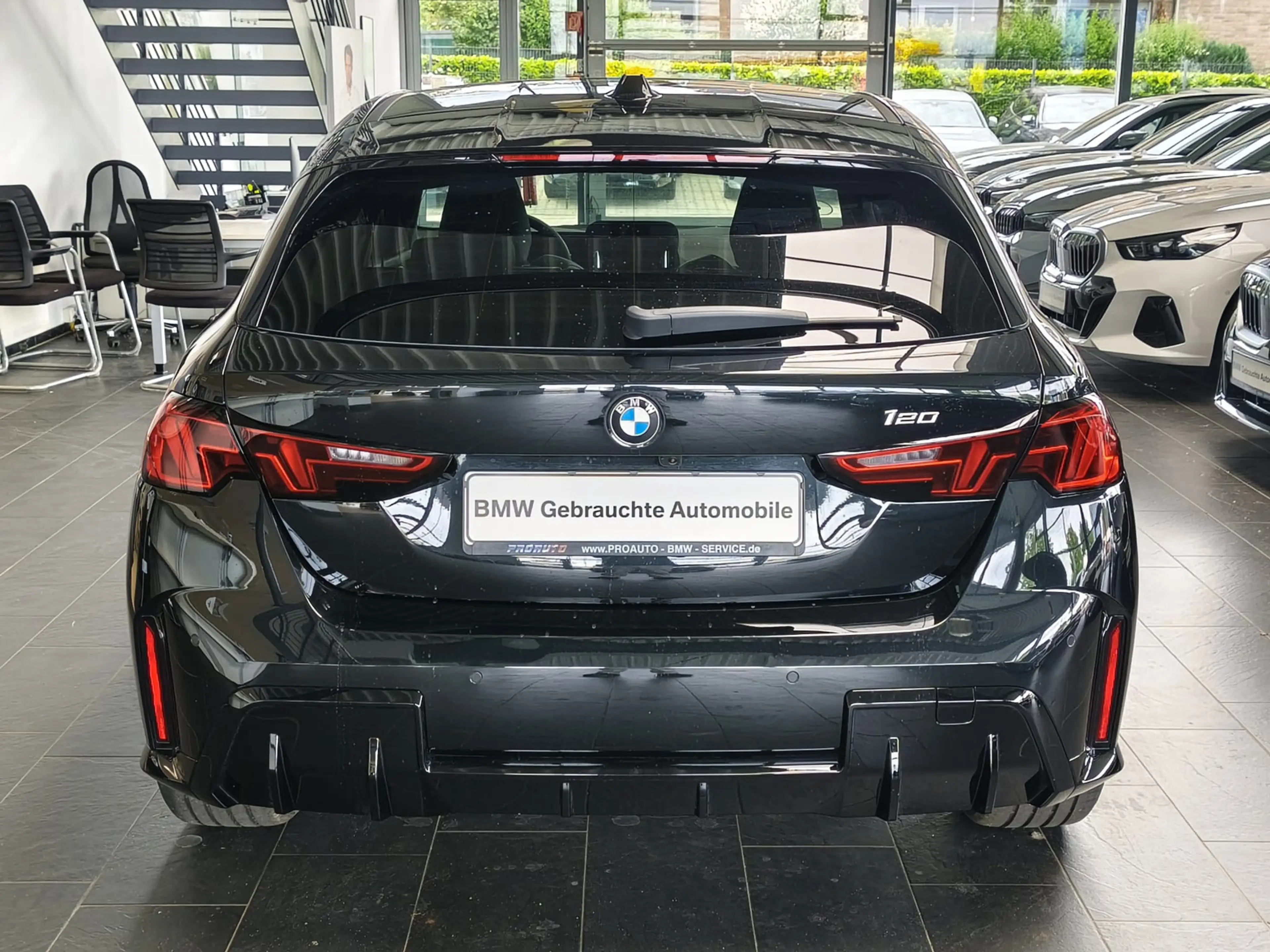 BMW 120 i M Sport PANO/Dr.As+/19"/ACC — photo 6