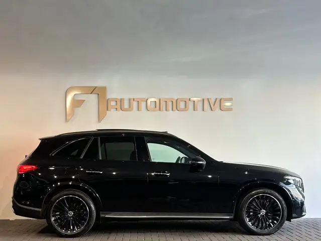 Mercedes-Benz GLC view 12