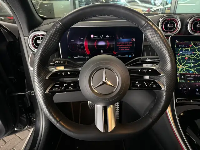 Mercedes-Benz GLC view 13