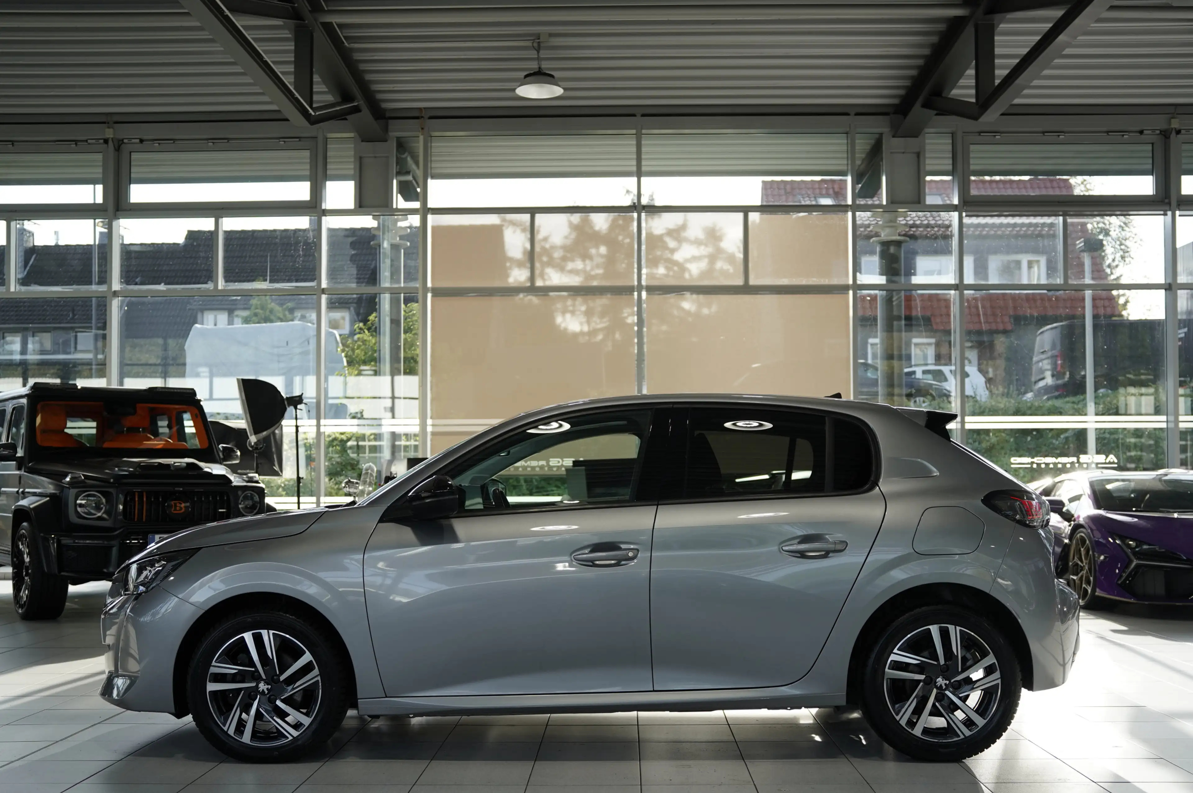 Peugeot 208 Allure Pack *DAB *Navi *Display *180° *Klima — photo 10