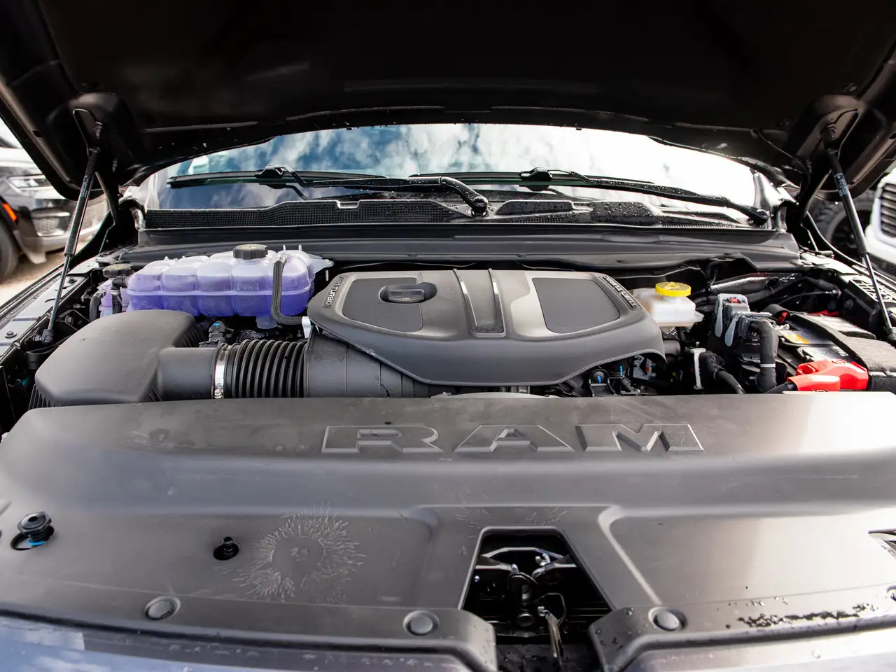 RAM 1500 снимка RAM 1500