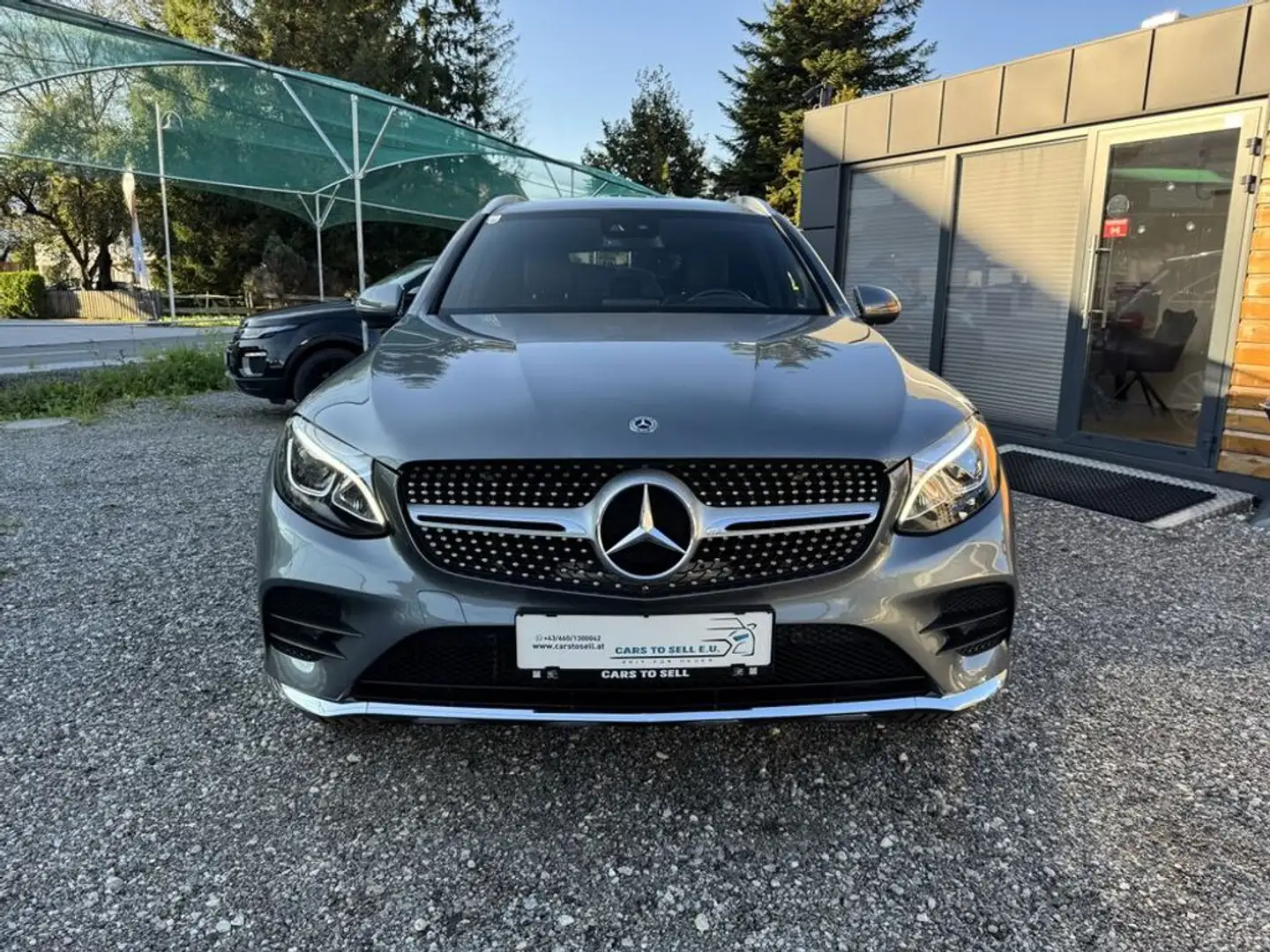 Mercedes-Benz GLC 250 d 4MATIC Aut. AMG-Line LED/AHK/SH Gris - 2