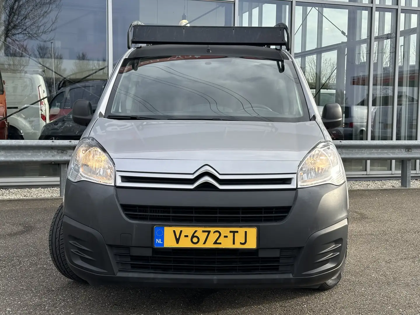 Citroen Berlingo 1.6 BlueHDI 75 Club | NL-auto | Airco | Cruisec. | Zilver - 2