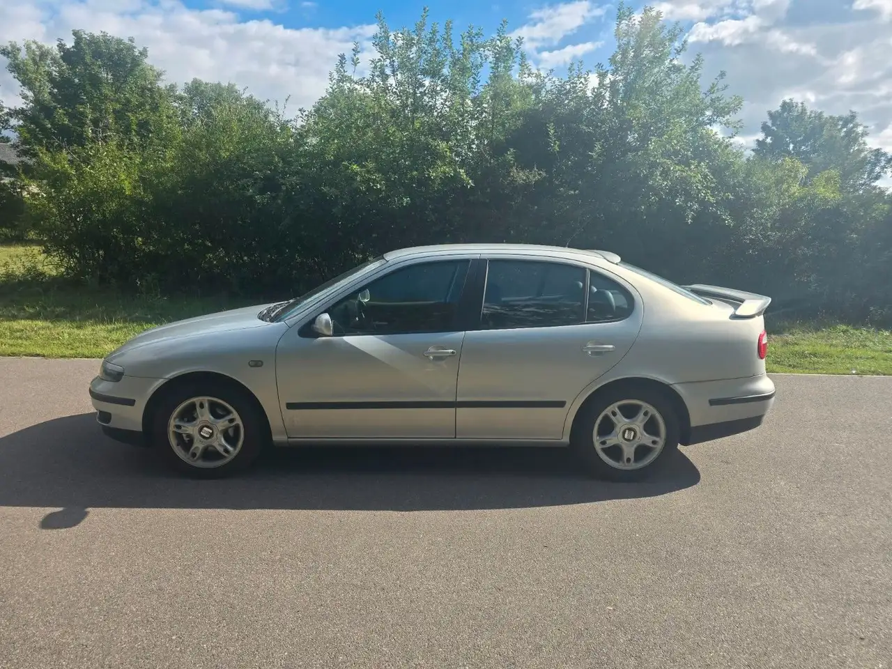 SEAT Toledo Executive V5 2.3 110KW an Bastler, foto 3