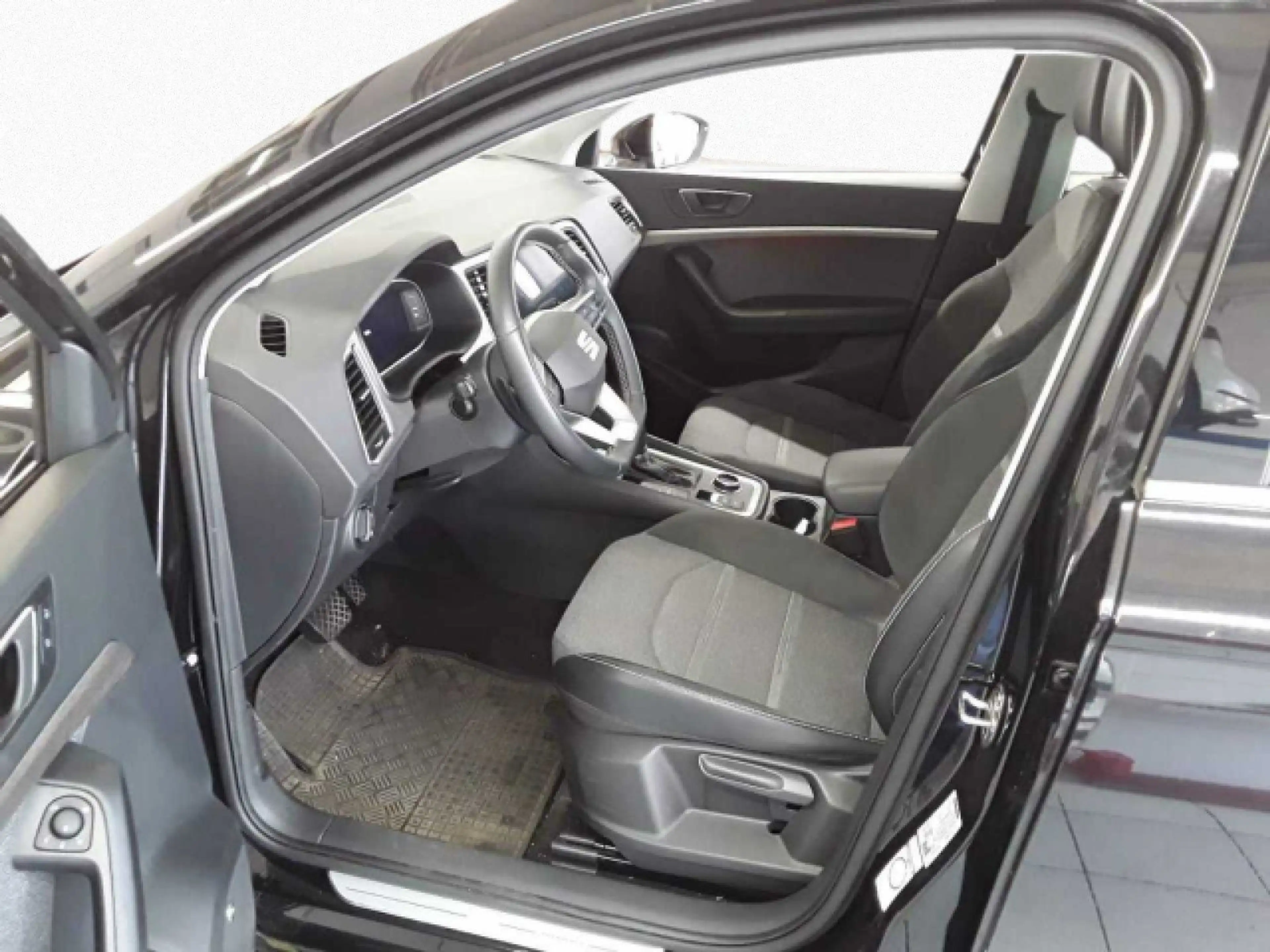 SEAT Ateca Xperience 1.5TSI ACC Kamera PLA Navi — photo 5