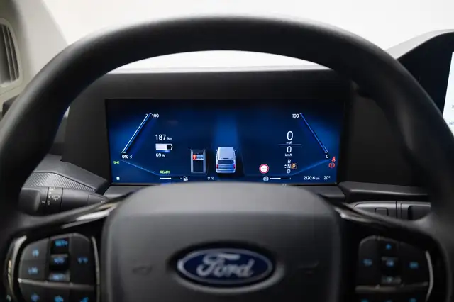 Ford Transit Custom view 6
