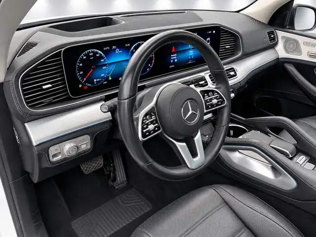 Mercedes-Benz GLE view 4