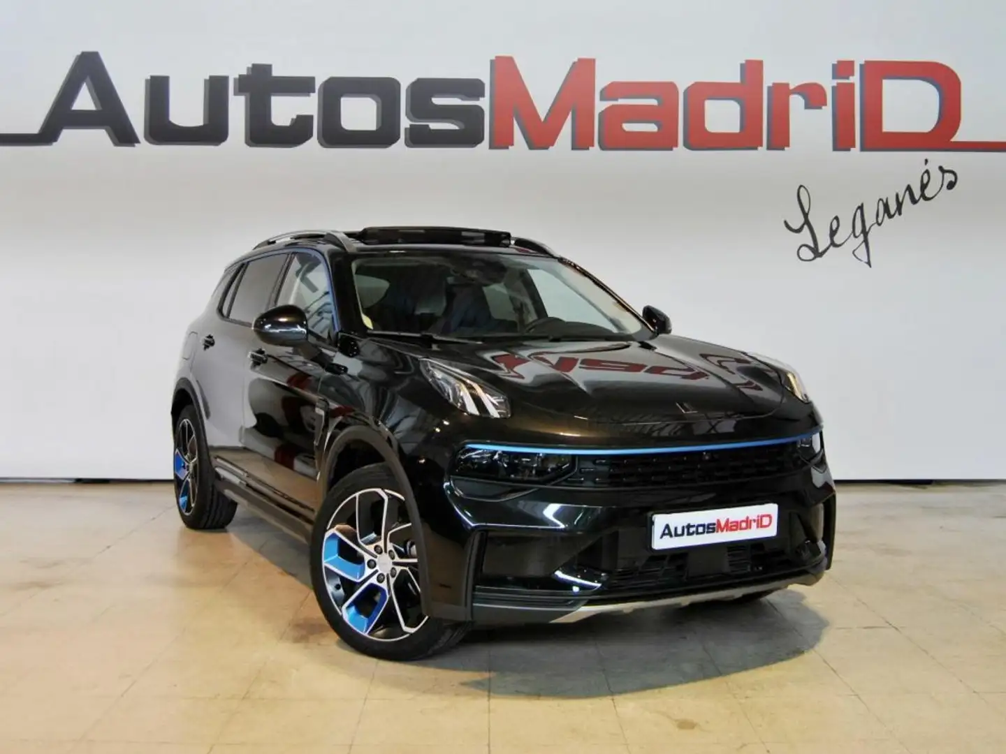 Lynk & Co 01 1 1.5 PHEV 6.6kW Zwart - 1