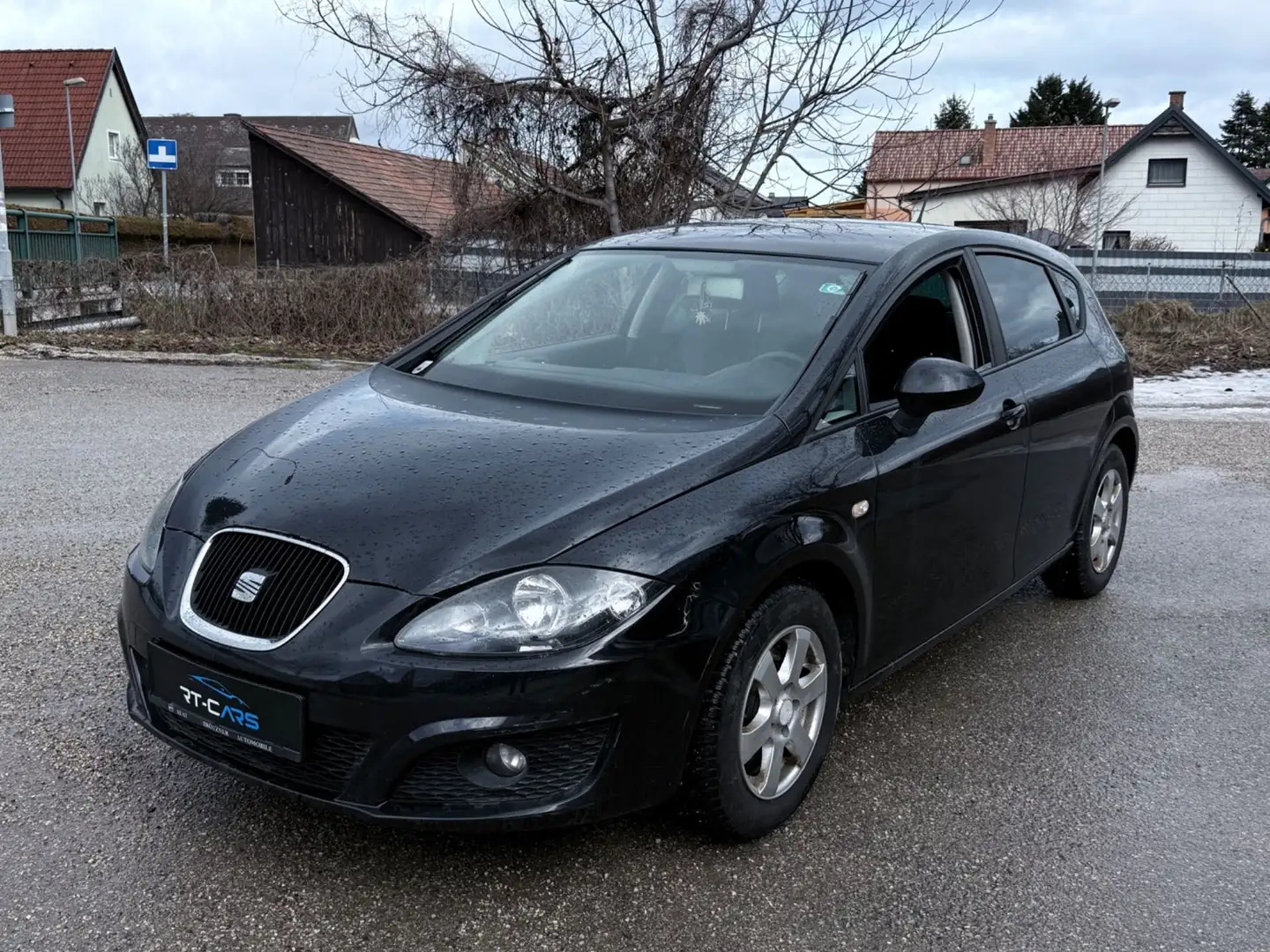 SEAT Leon Leon Chili 1,6 TDI CR Chili Schwarz - 1