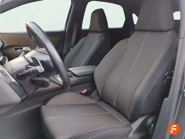 DS 7 Crossback 2020, foto 11