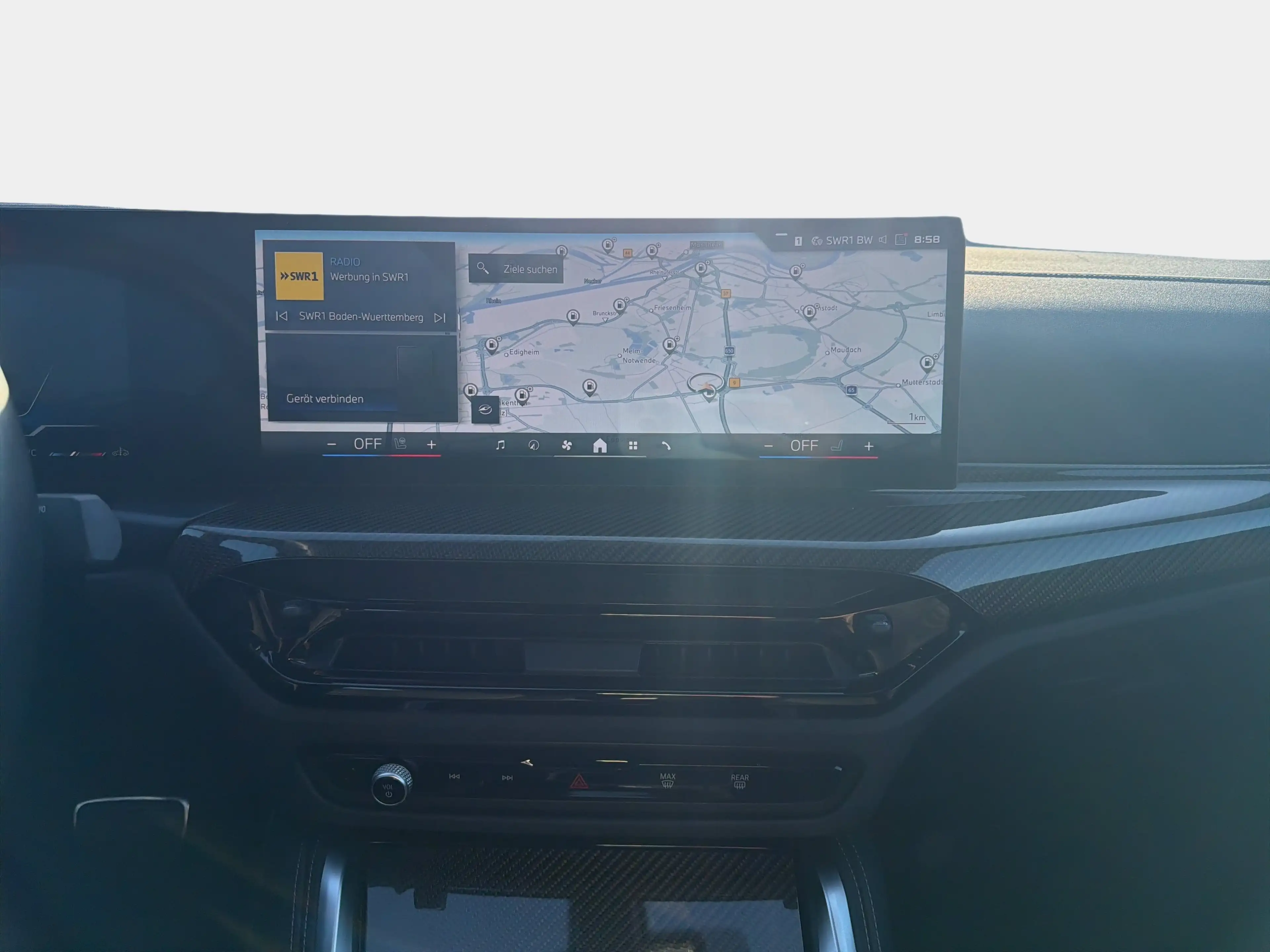 BMW 440 M440i xDrive Cabrio — photo 14