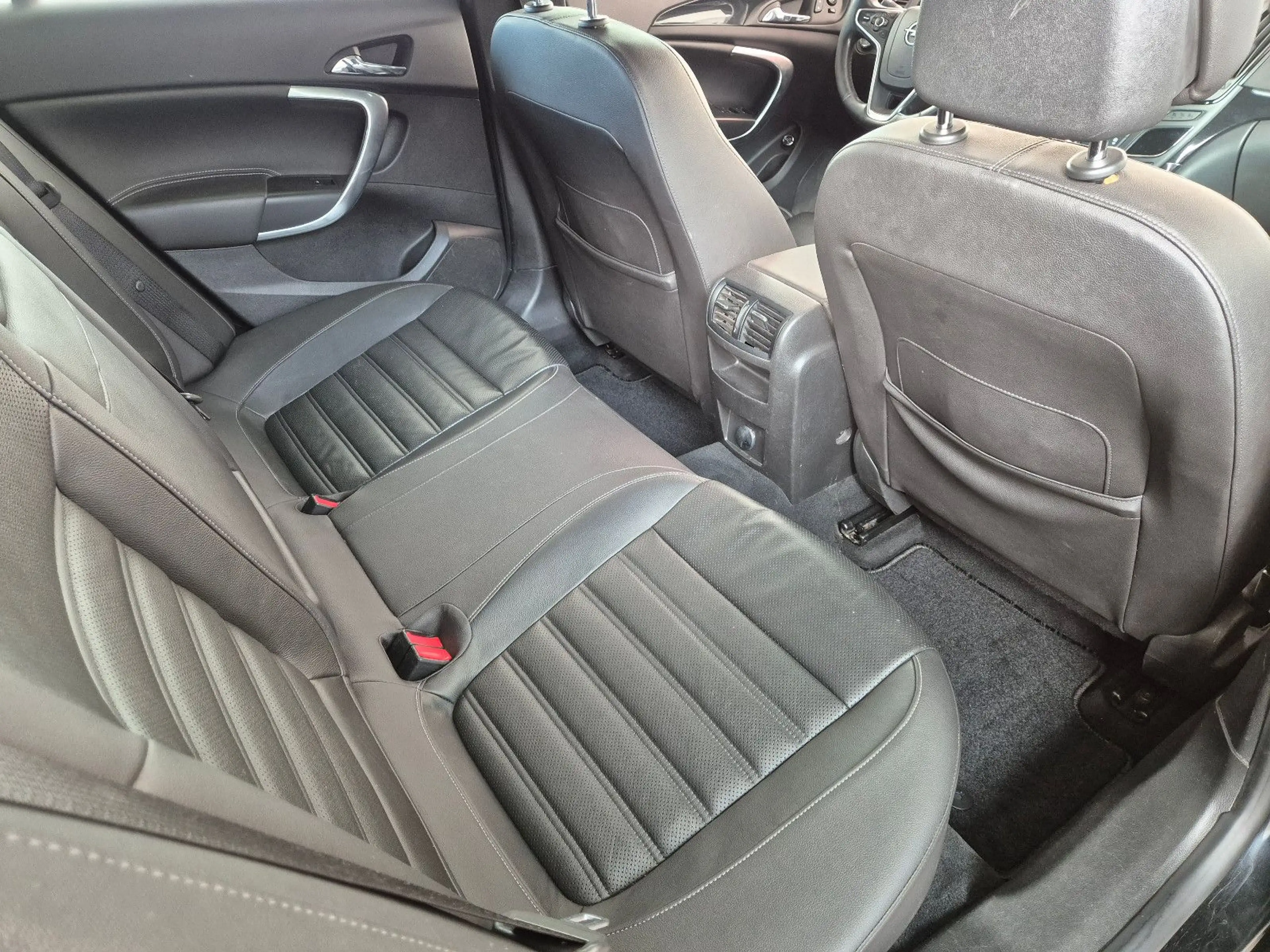 Opel Insignia A Sports Tourer Business Innovation — photo 21