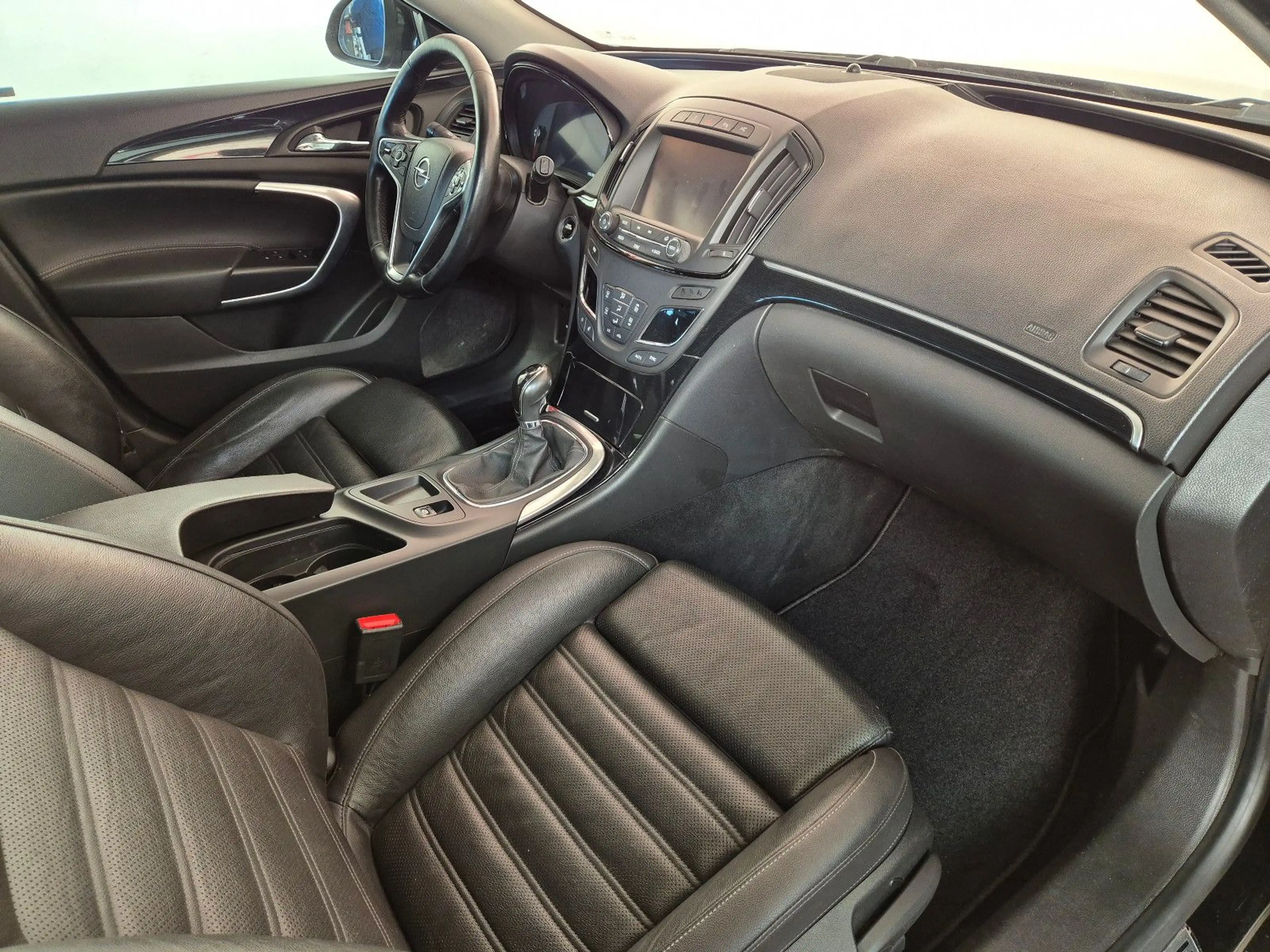 Opel Insignia A Sports Tourer Business Innovation — photo 20