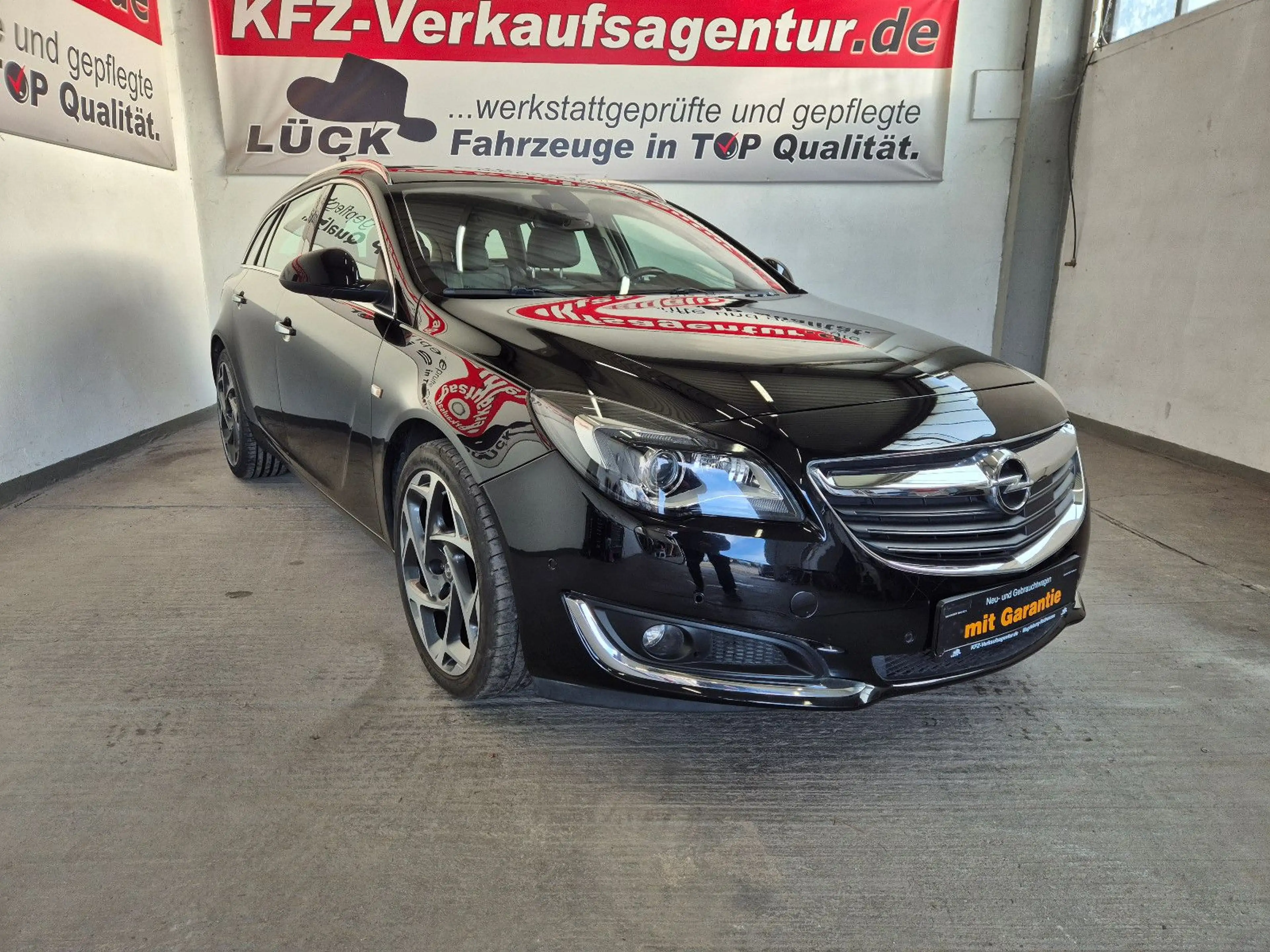 Opel Insignia A Sports Tourer Business Innovation — photo 2