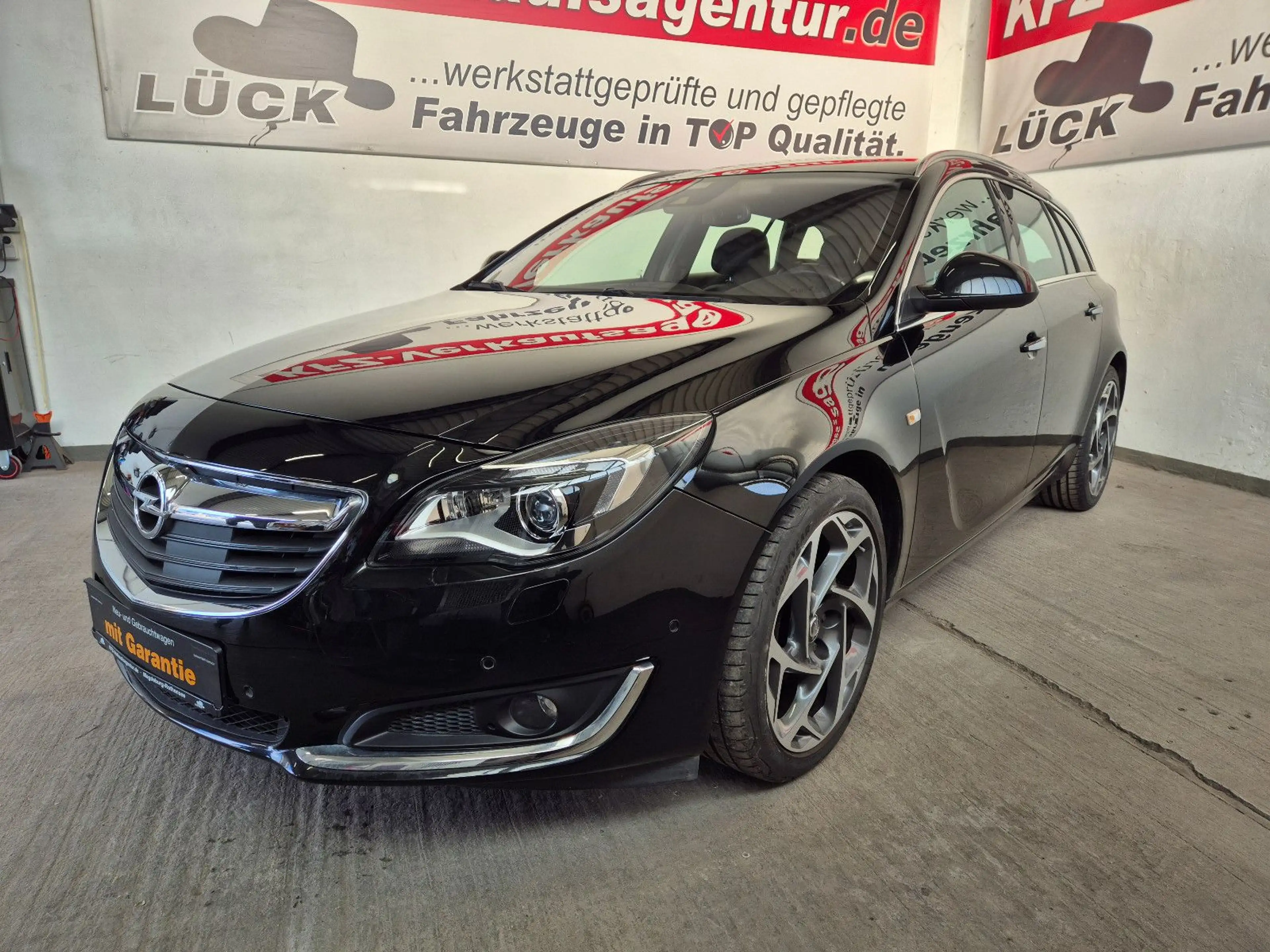 Opel Insignia A Sports Tourer Business Innovation — photo 6