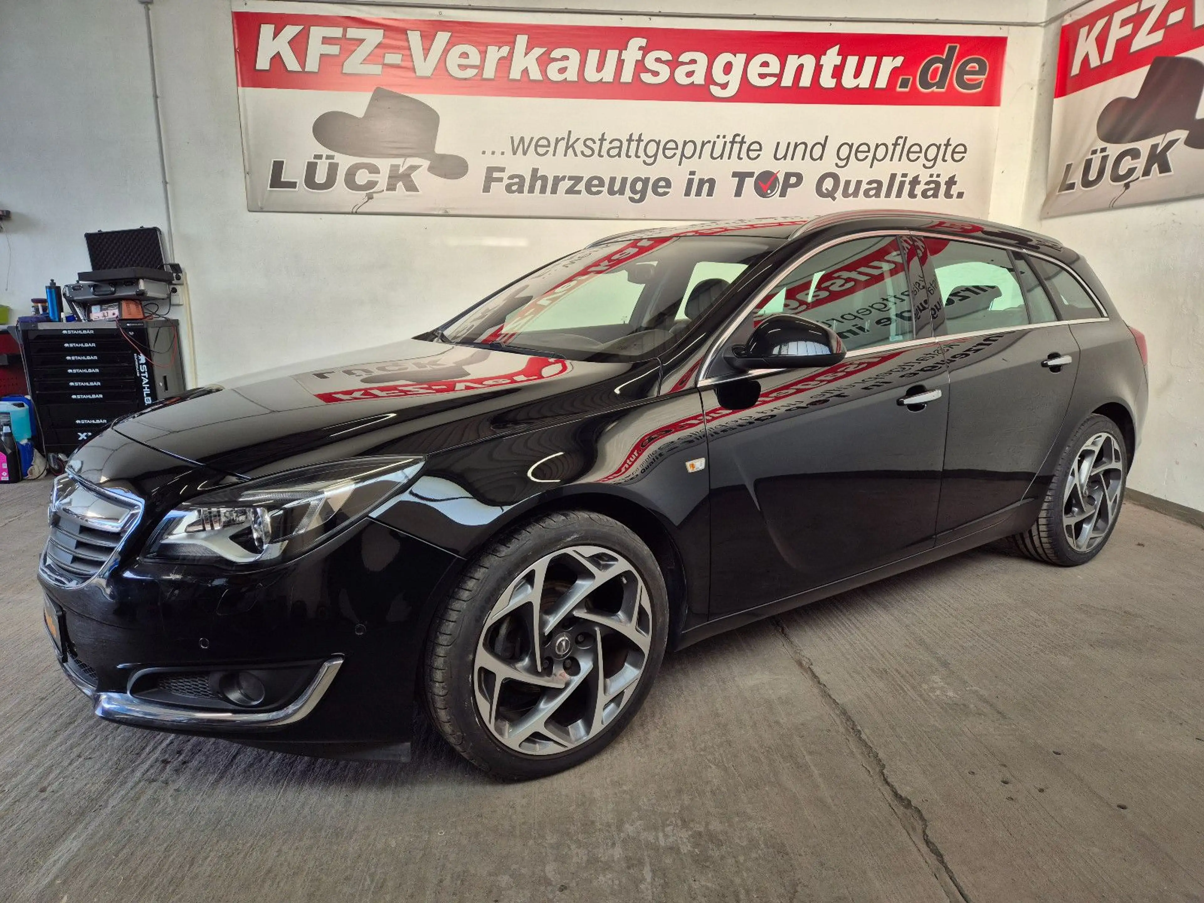 Opel Insignia A Sports Tourer Business Innovation — photo 7