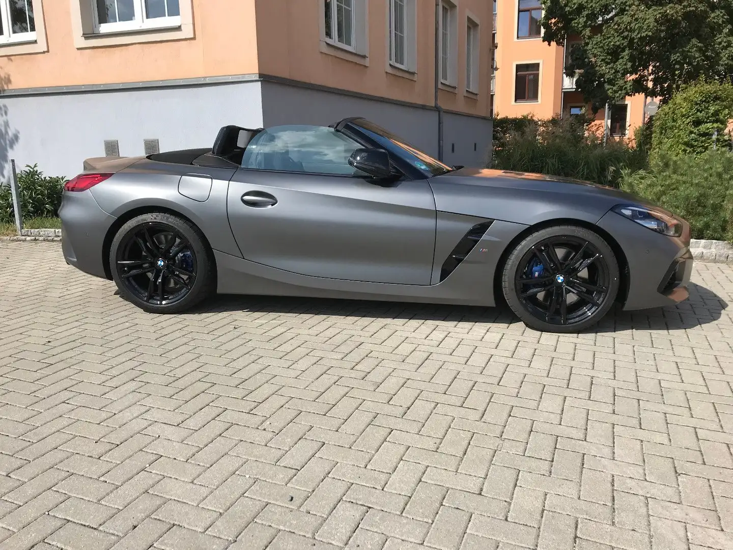 BMW Z4 M 40i/Innovation/Sound/Driving/HeadUp Šedá - 2