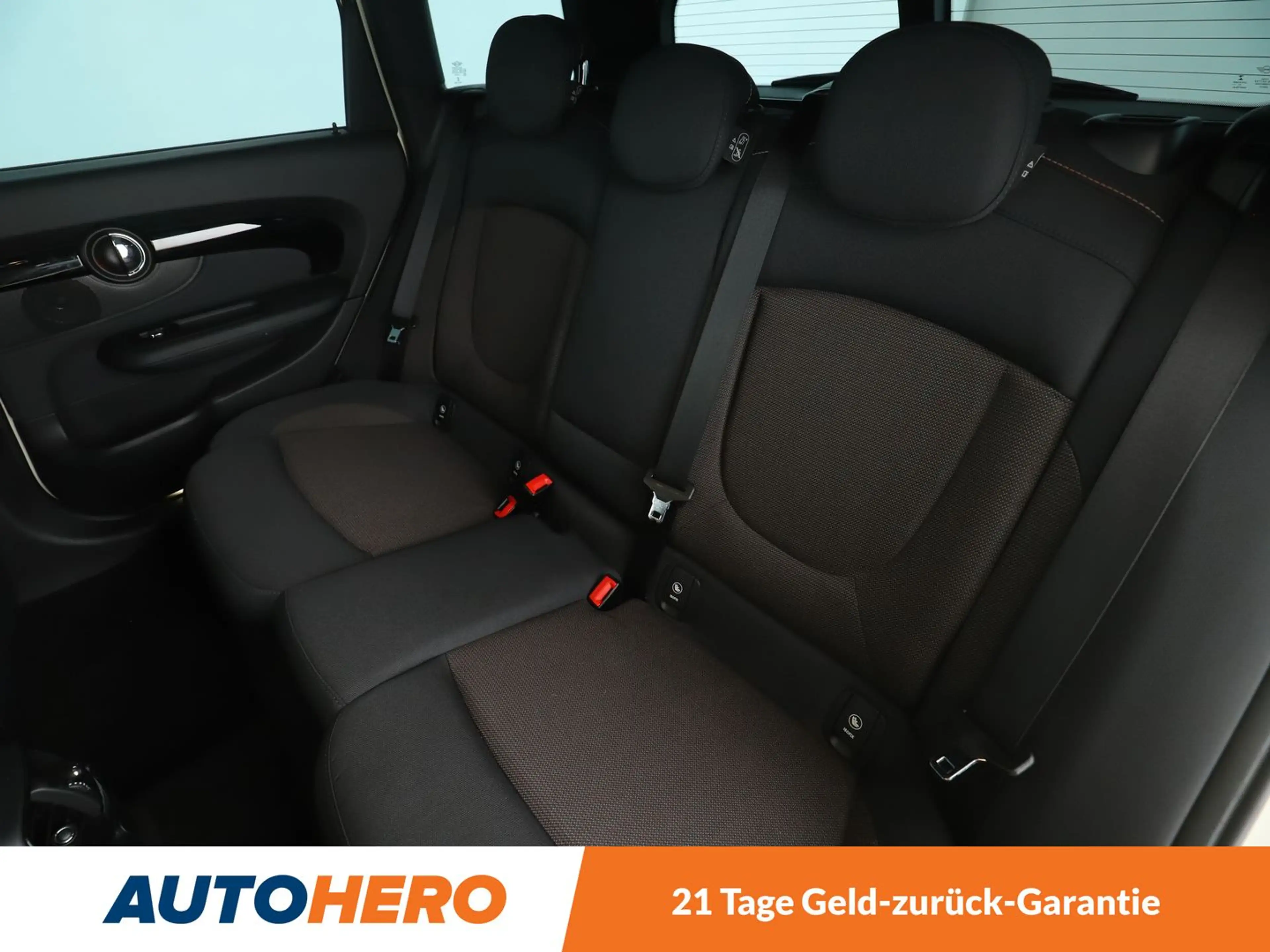 MINI One Clubman One Aut.*NAVI*TEMPO*PDC*SHZ* — photo 14