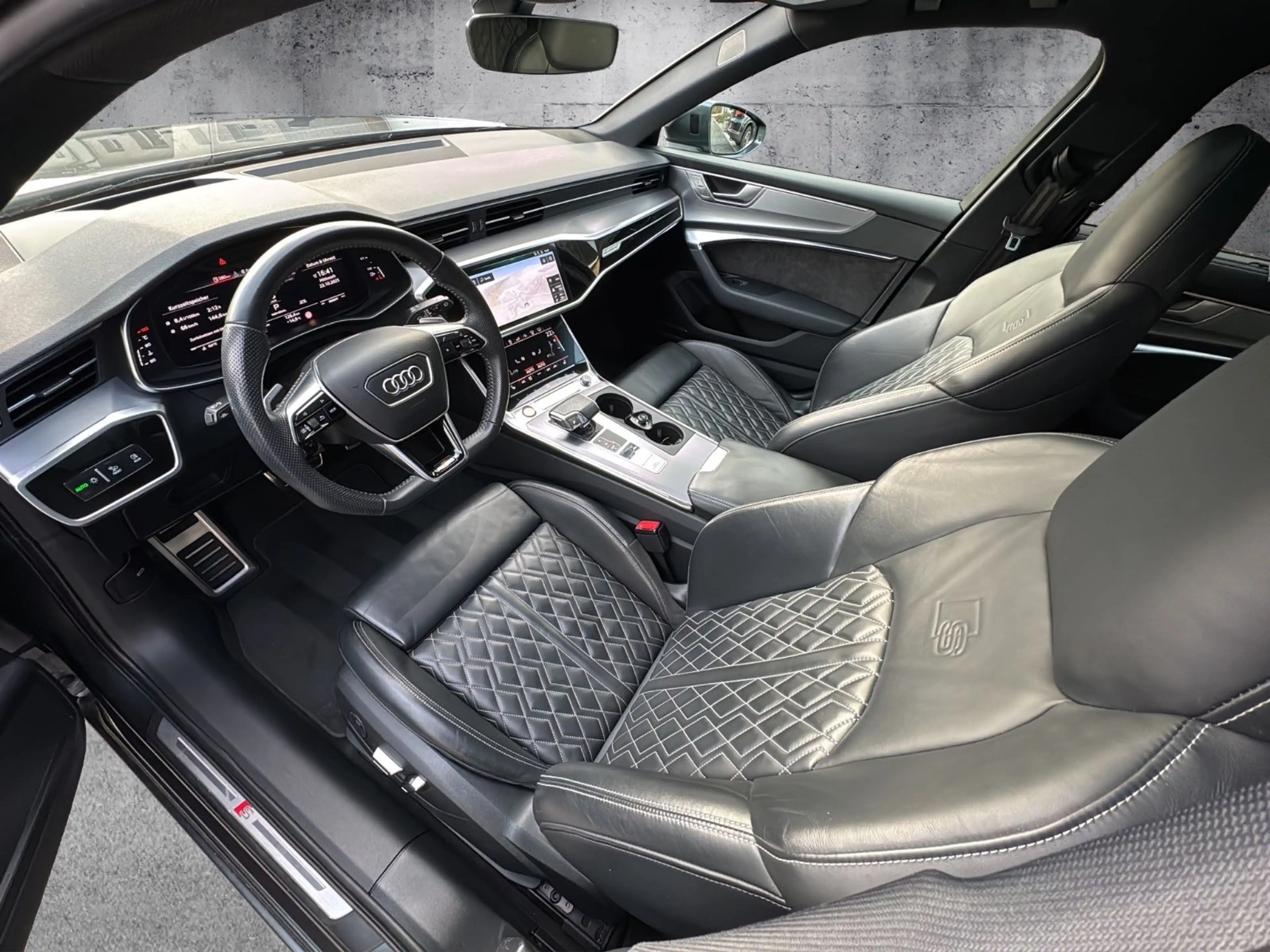Audi S6 Avant quattro/Standheiz/HDMatrix/AHK/ACC/B&O — photo 8